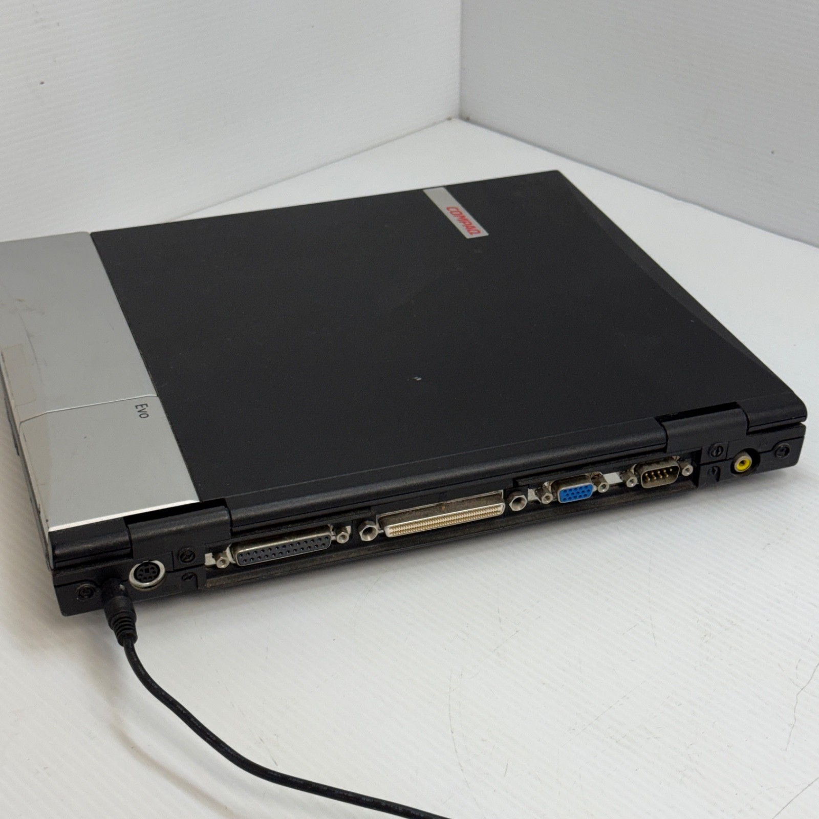 Compaq Evo N610c Laptop PP2040 Vintage Powers On No Further Testing
