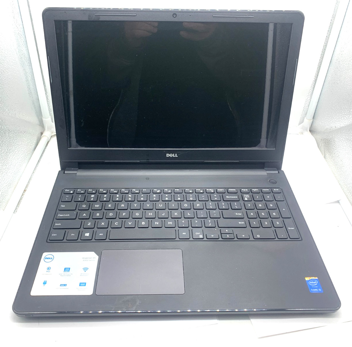 Dell Inspiron 3558 15.6″ Intel i5-5200U 2.20Ghz 6GB RAM 1000GB SSD w/ AC Adapter