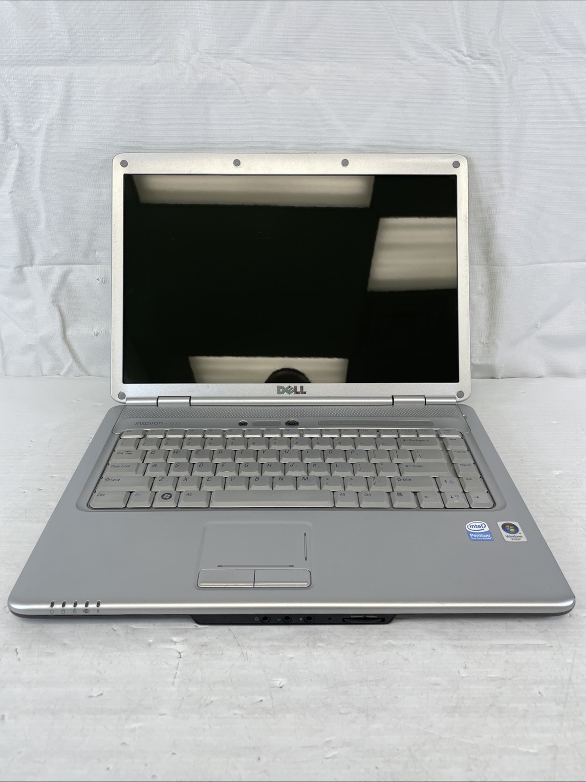Retro Dell Inspiron 1525 15.4″ Intel Core 2 Duo 1.73GHz 2GB RAM 120GB HDD WinXP
