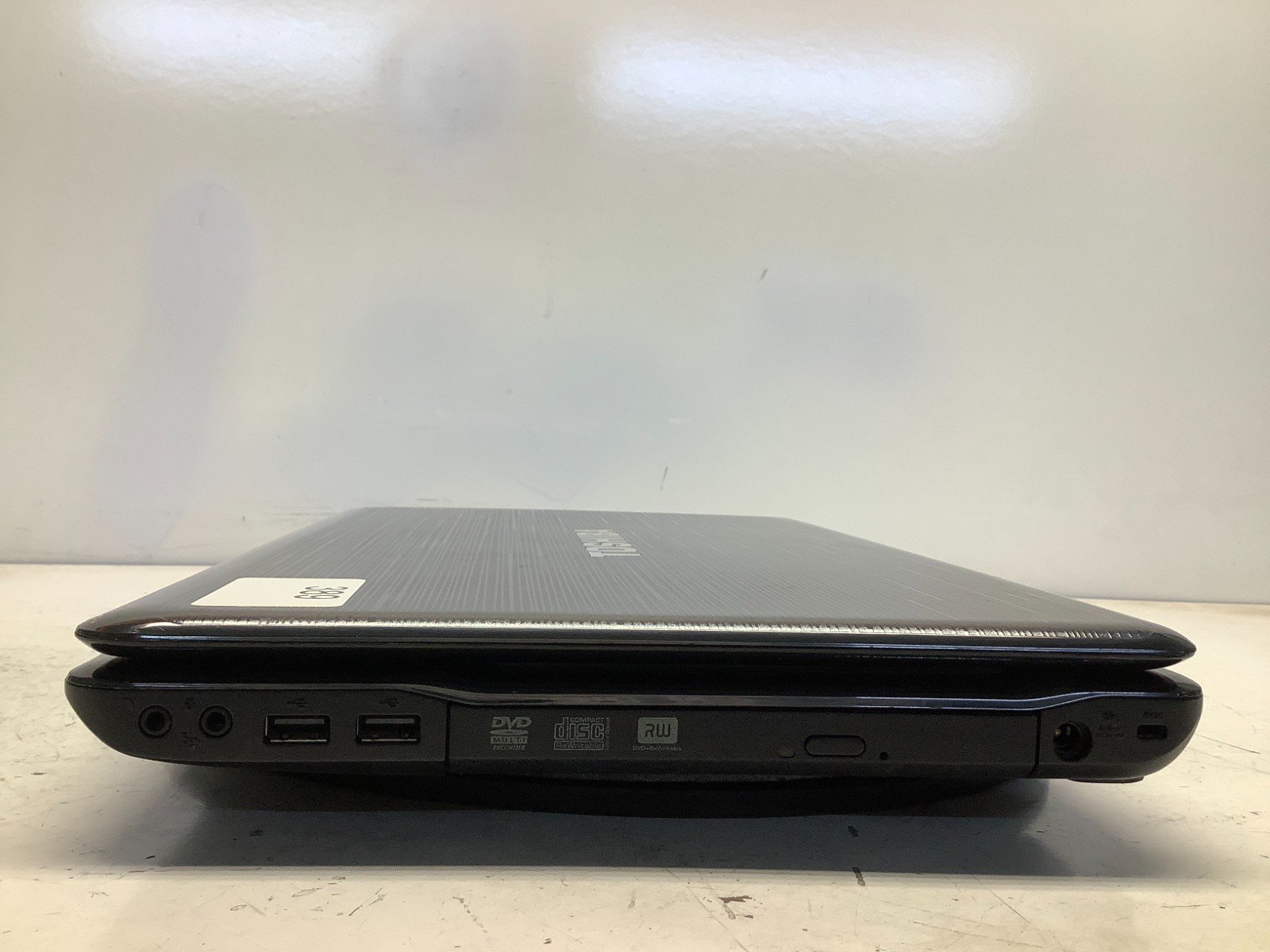Toshiba Satellite P755-S5265 Intel i5-2410M 2.3GHz 6 GB NO HDD