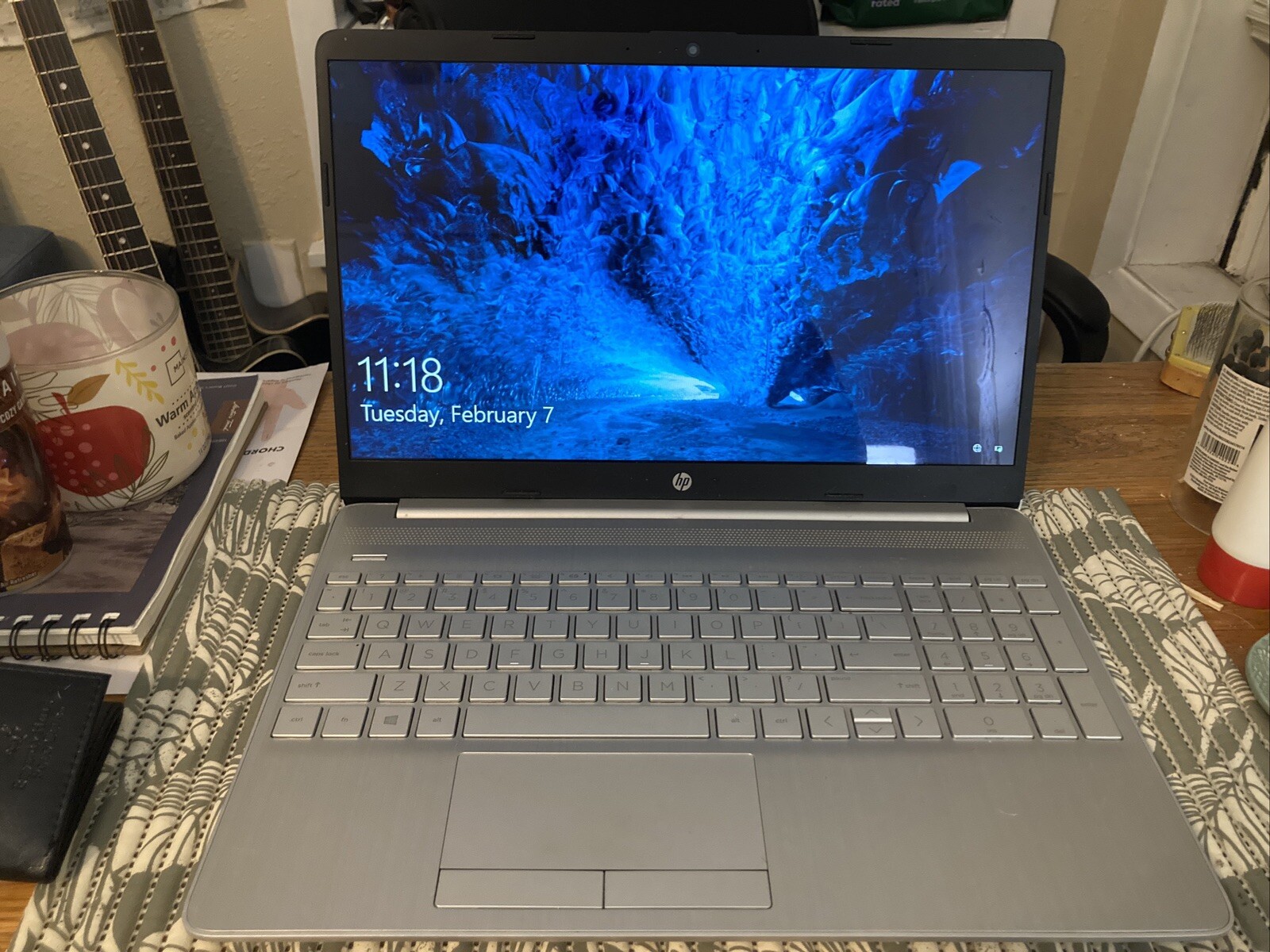 Hp Hp Laptop 15-Dw2xxx Core i3-1005G1 256GB NVMe 4GB Silver