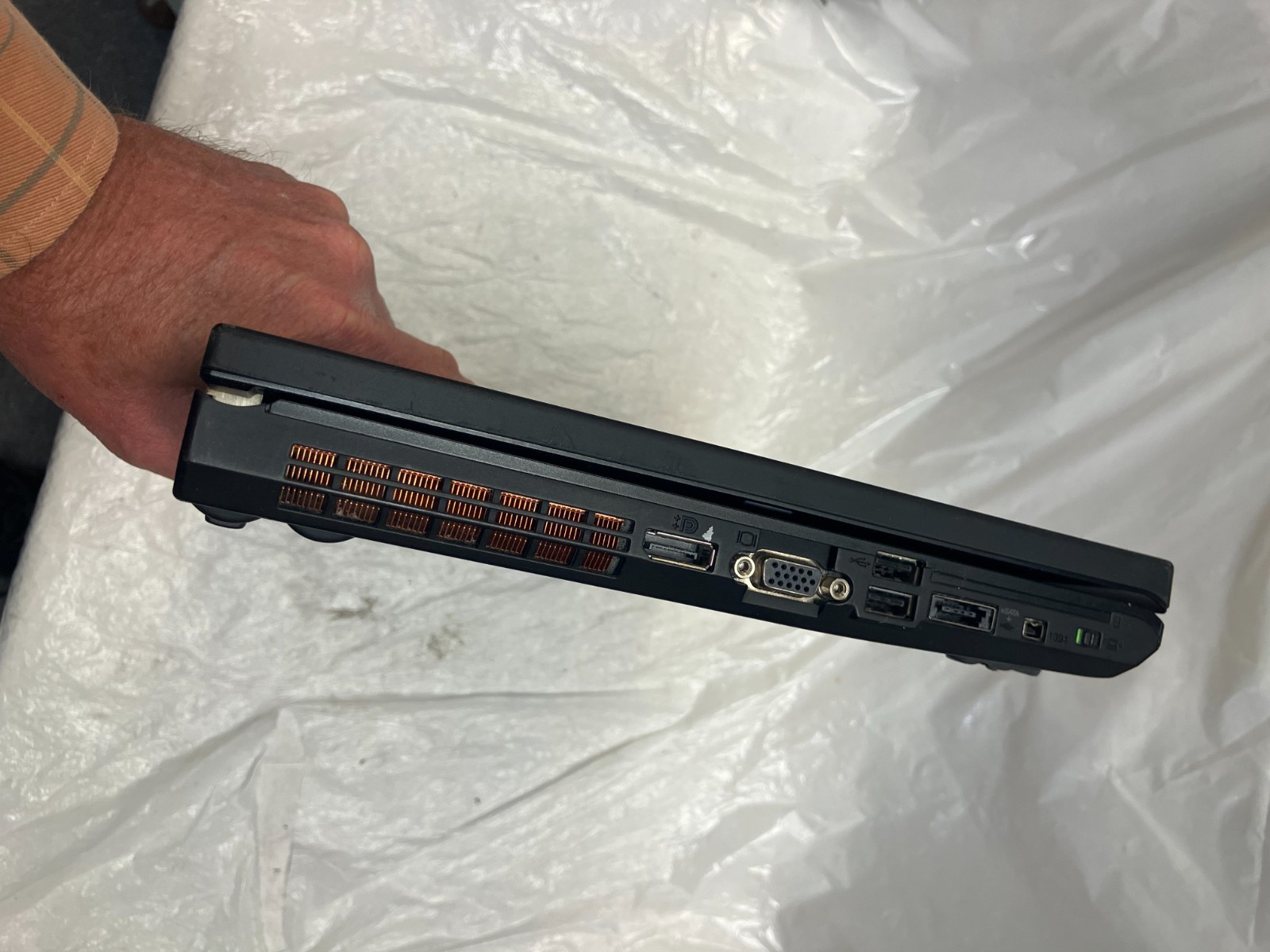 LENOVO THINKPAD T510 – BOOTS TO BIOS – INTEL I5 M560 – 6GB RAM – 320gb HD