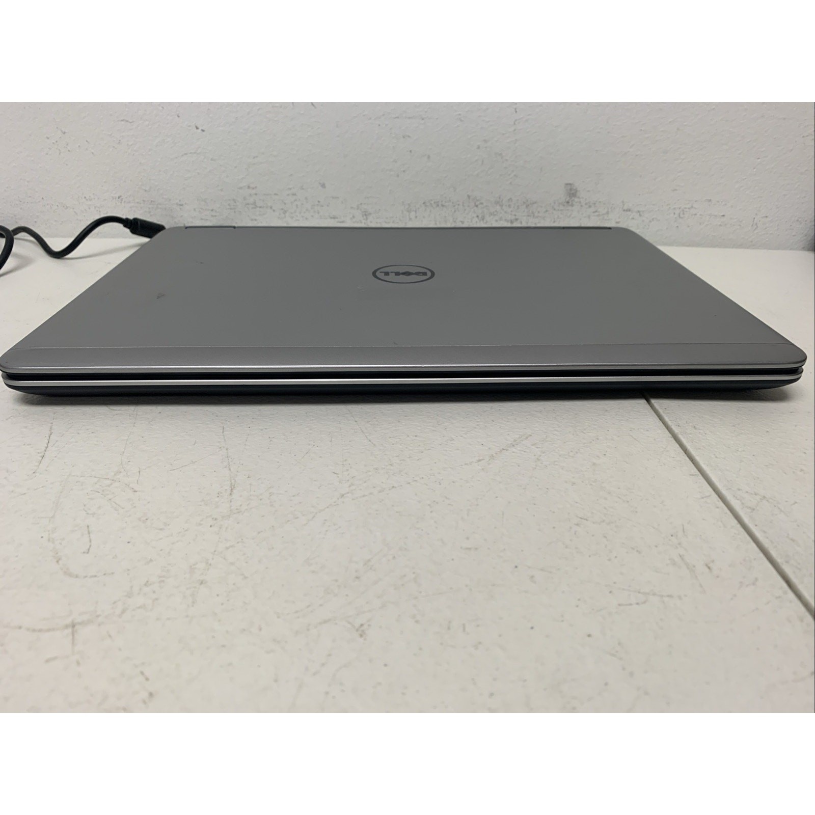 Dell Latitude E7440 14″ Core i5-4310U 2.00GHz, 8GB 256GB SSD Win 11 Pro Need Bat