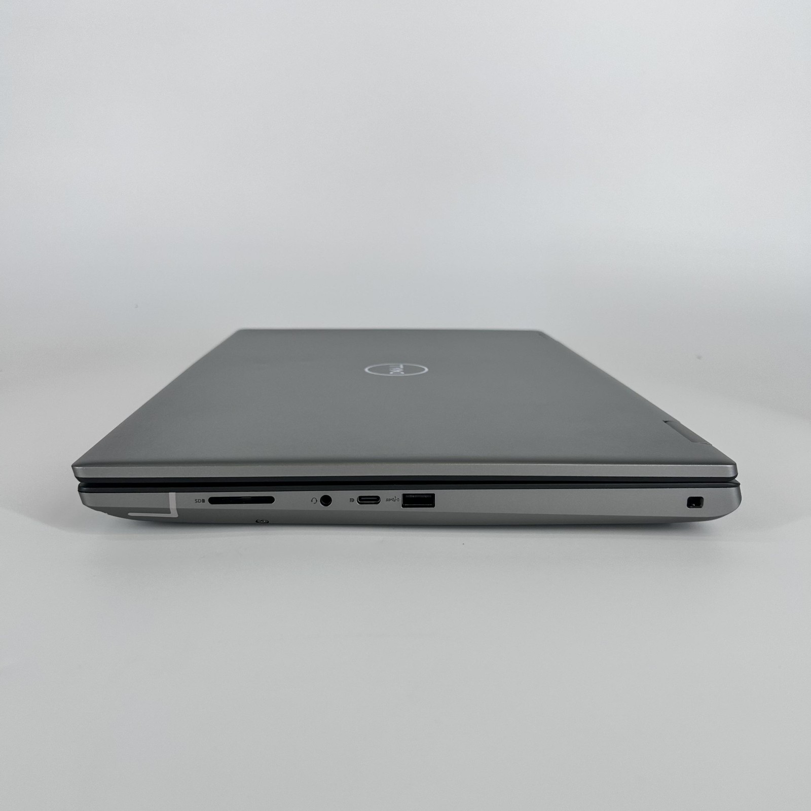 Dell Precision 7780 17.3 FHD 2.2 GHz i9-13950HX 32GB 512GB SSD RTX 3500 Ada Good
