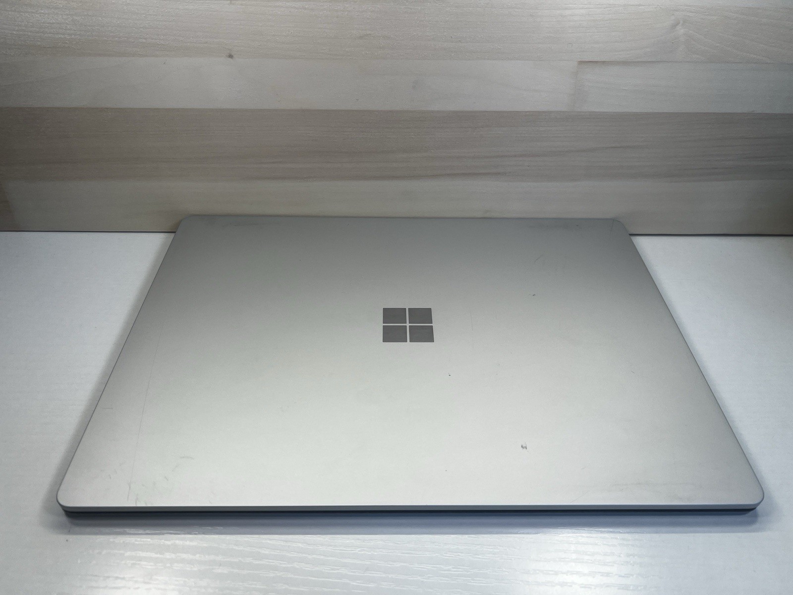 Microsoft Surface Laptop 13.5” (512 GB, Intel Core i7 7th Gen., 16 GB) -…