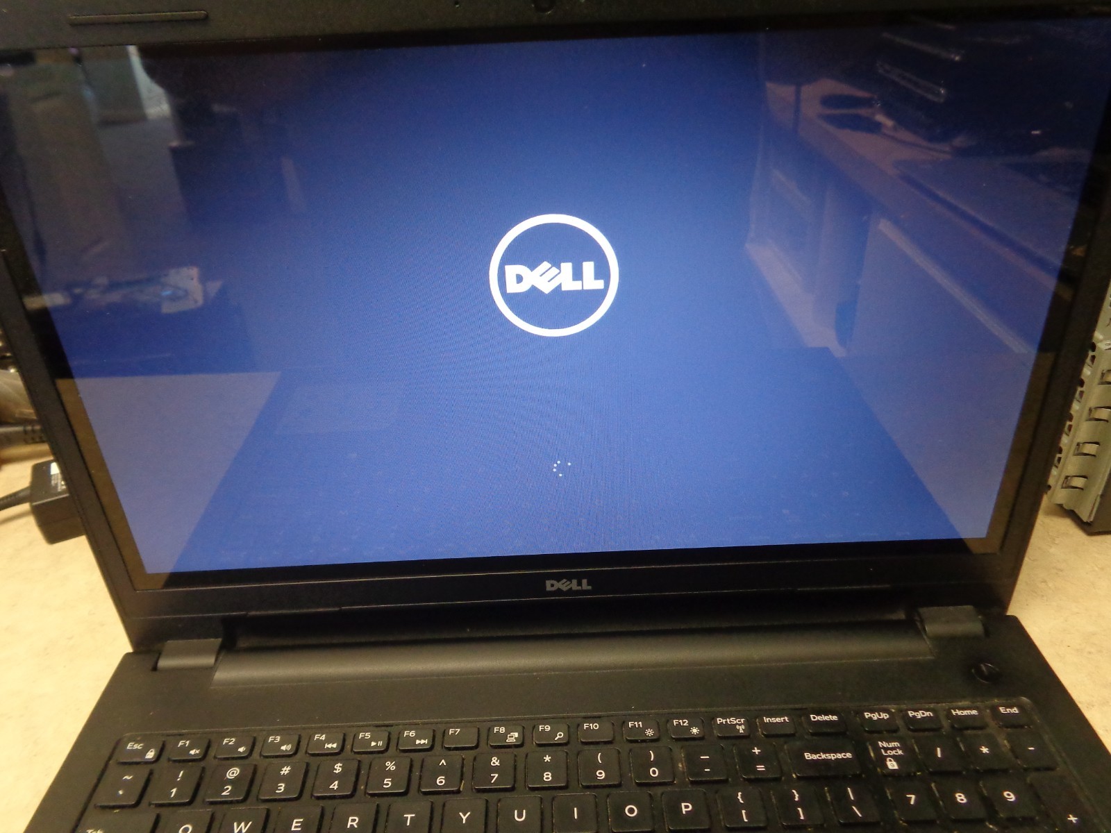 Dell Inspiron 15 3542 Core i3-4030U 1.9GHz 8GB RAM 500GB SSD 15.6″ Touch Win10
