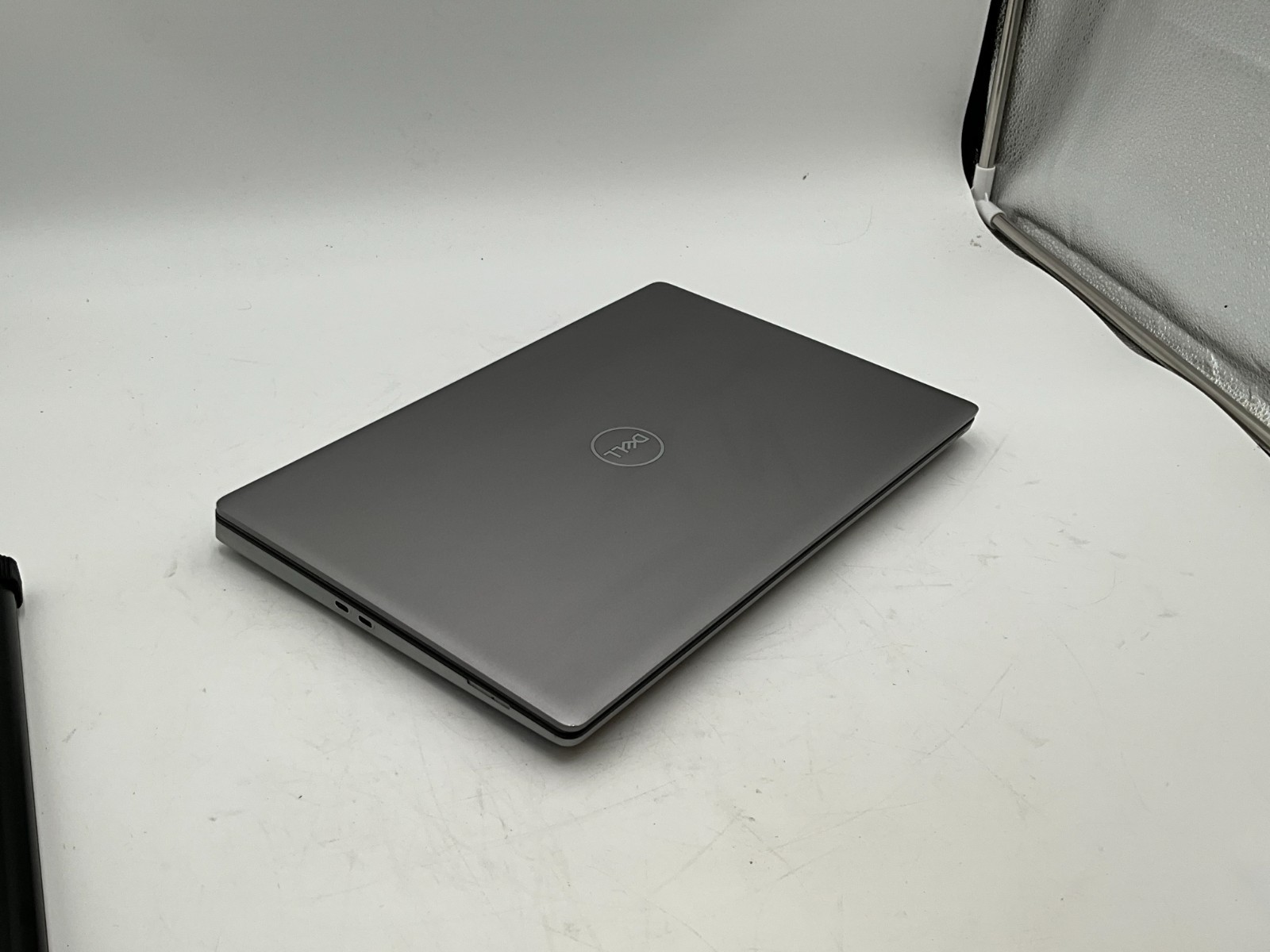 DELL Precision 7560 i7-11850H 2.50g 64GB 1tb T1200 15.6″ WIN11 Laptop 9N2F5M3