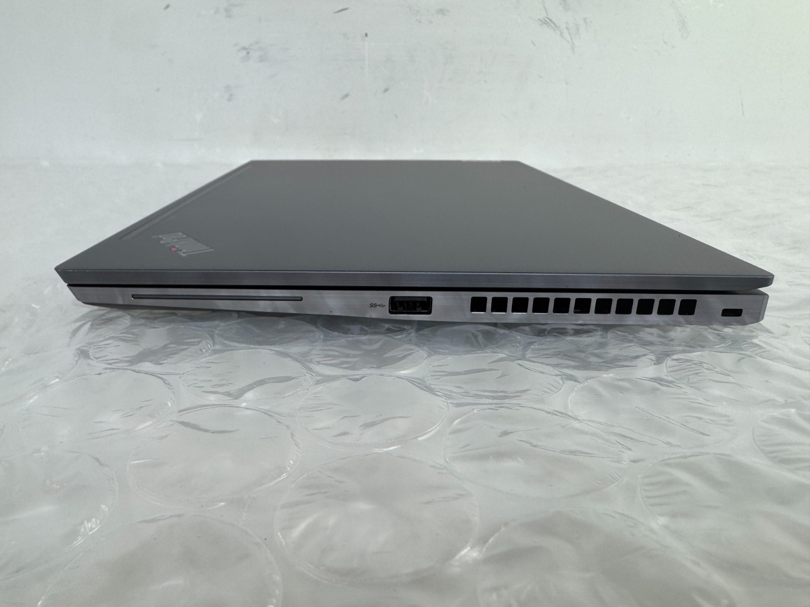 Lenovo ThinkPad T14s Gen 2 i7-1185G7 16GB 256GB SSD 14″ FHD Win 11 Pro