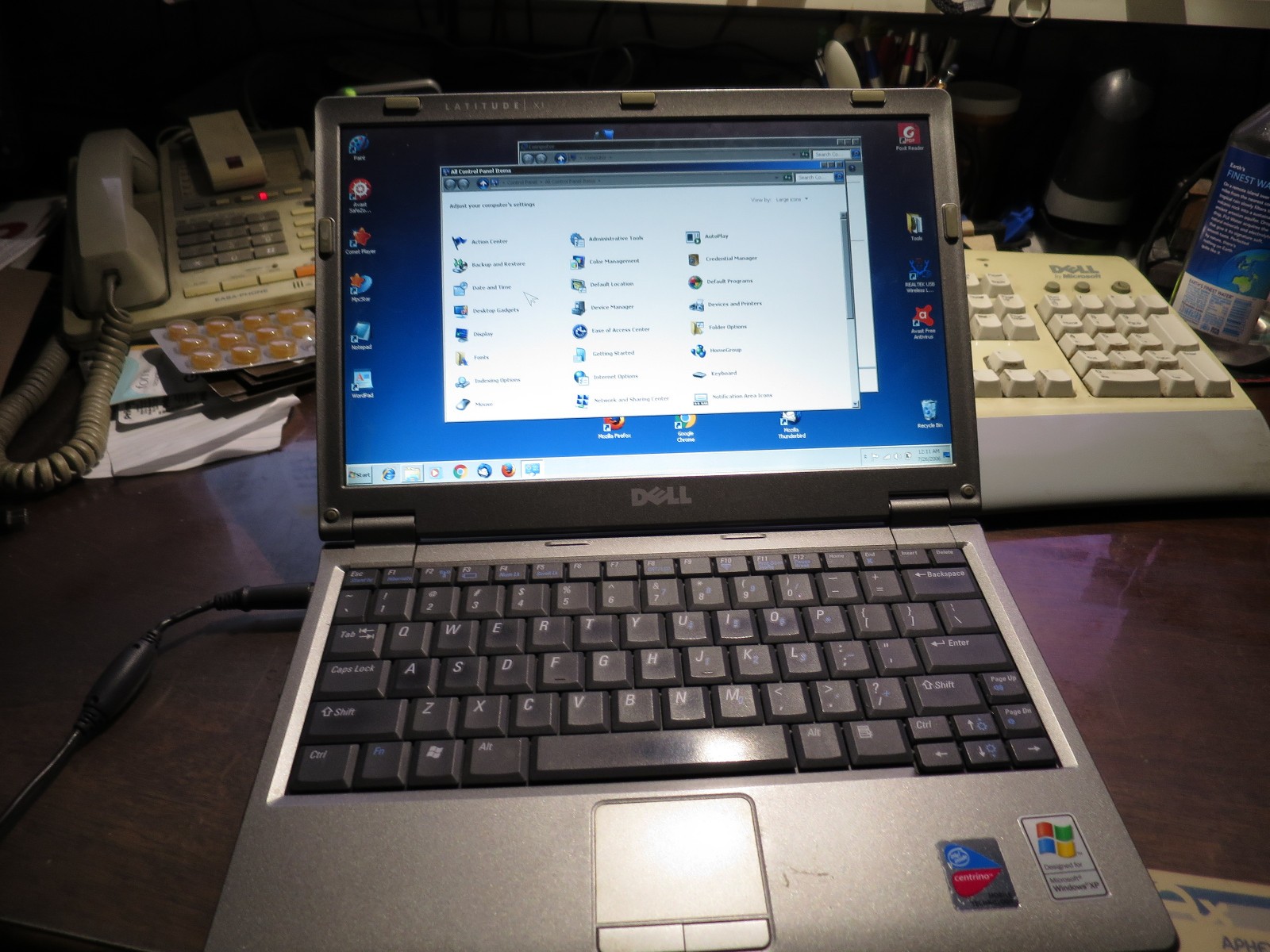 Dell Latitude X1 1.1Ghz Pentium M 1.25GB Ram 30GB HDD Windows 7
