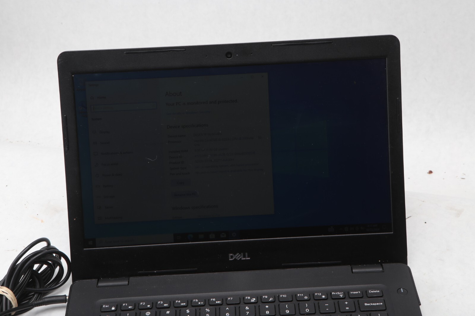 Dell Latitude 3490 14″ Laptop 240GB SSD 4GB RAM i5-8250u 1.60GHz Win10 READ E61