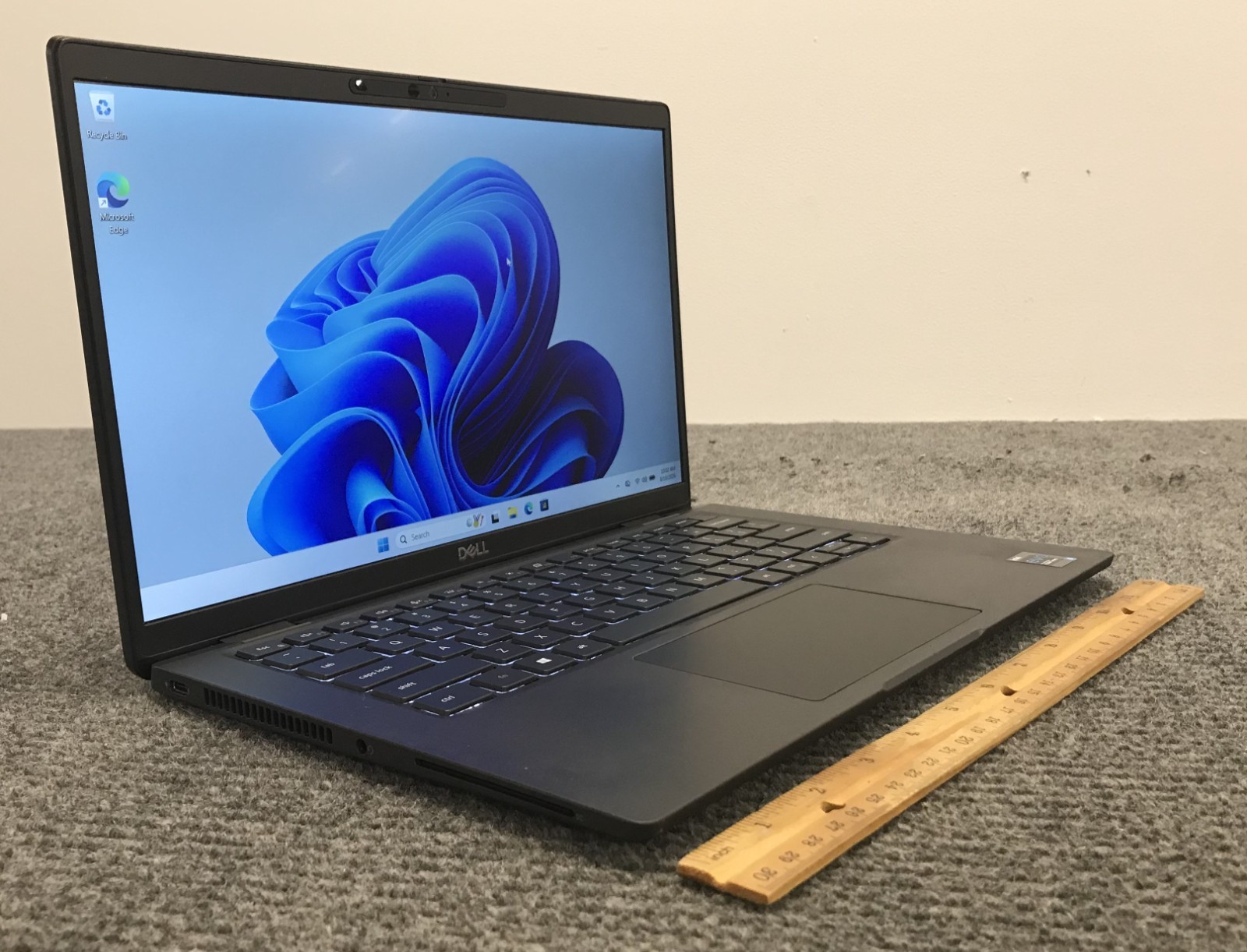 Dell Latitude 7420 14″ Laptop i7-1185G7 16GB RAM 256GB NVMe
