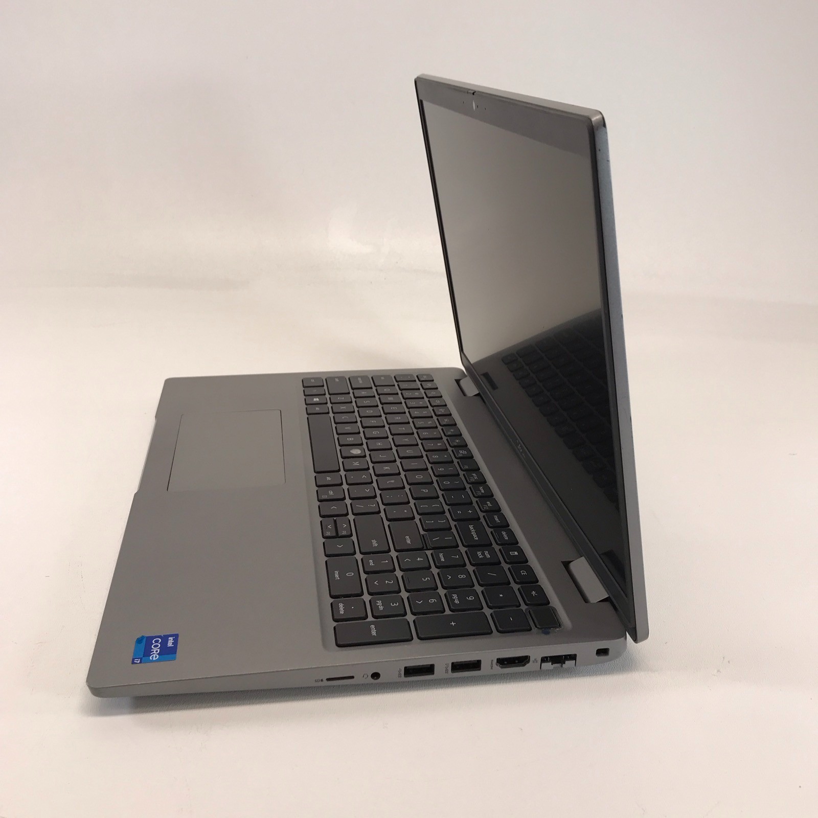 Dell Latitude 5520 11th Gen Intel i7-1185G7 16GB RAM 256 GB SSD Win 11 Pro