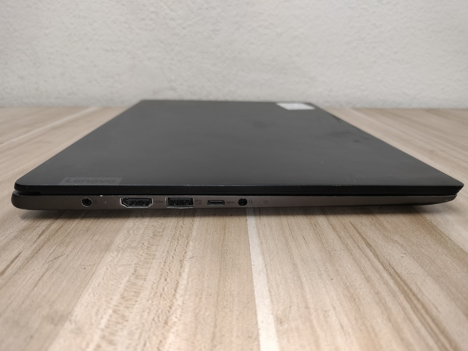 Lenovo Ideapad 530S-14ARR | Ryzen 5 2500U | 8GB RAM | 256GB SSD | NO OS