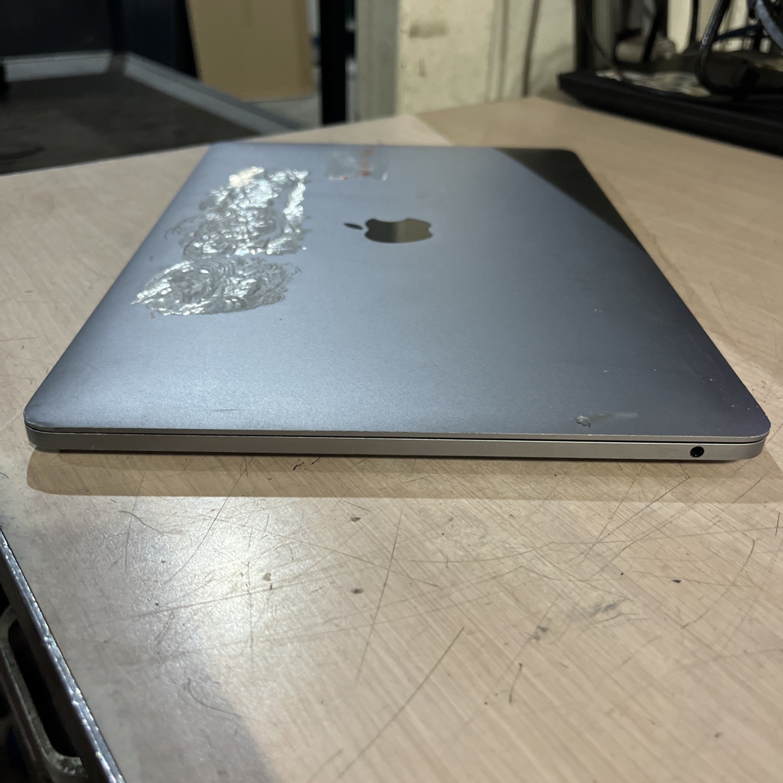 APPLE MACBOOK PRO 13″ MID-2017 CORE I5-7360U 2.3GHZ 8GB RAM NO HD