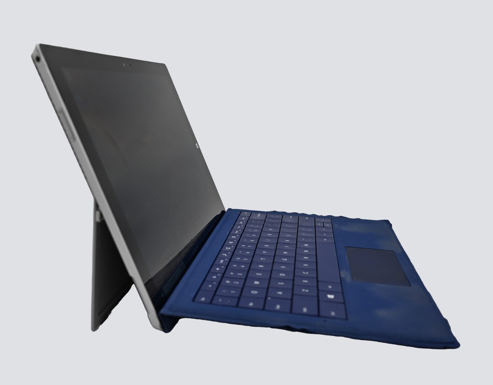 Microsoft Surface Pro 3 i5-4300u 1.9 GHz 8GB RAM 256GB SSD BH: 92.6%