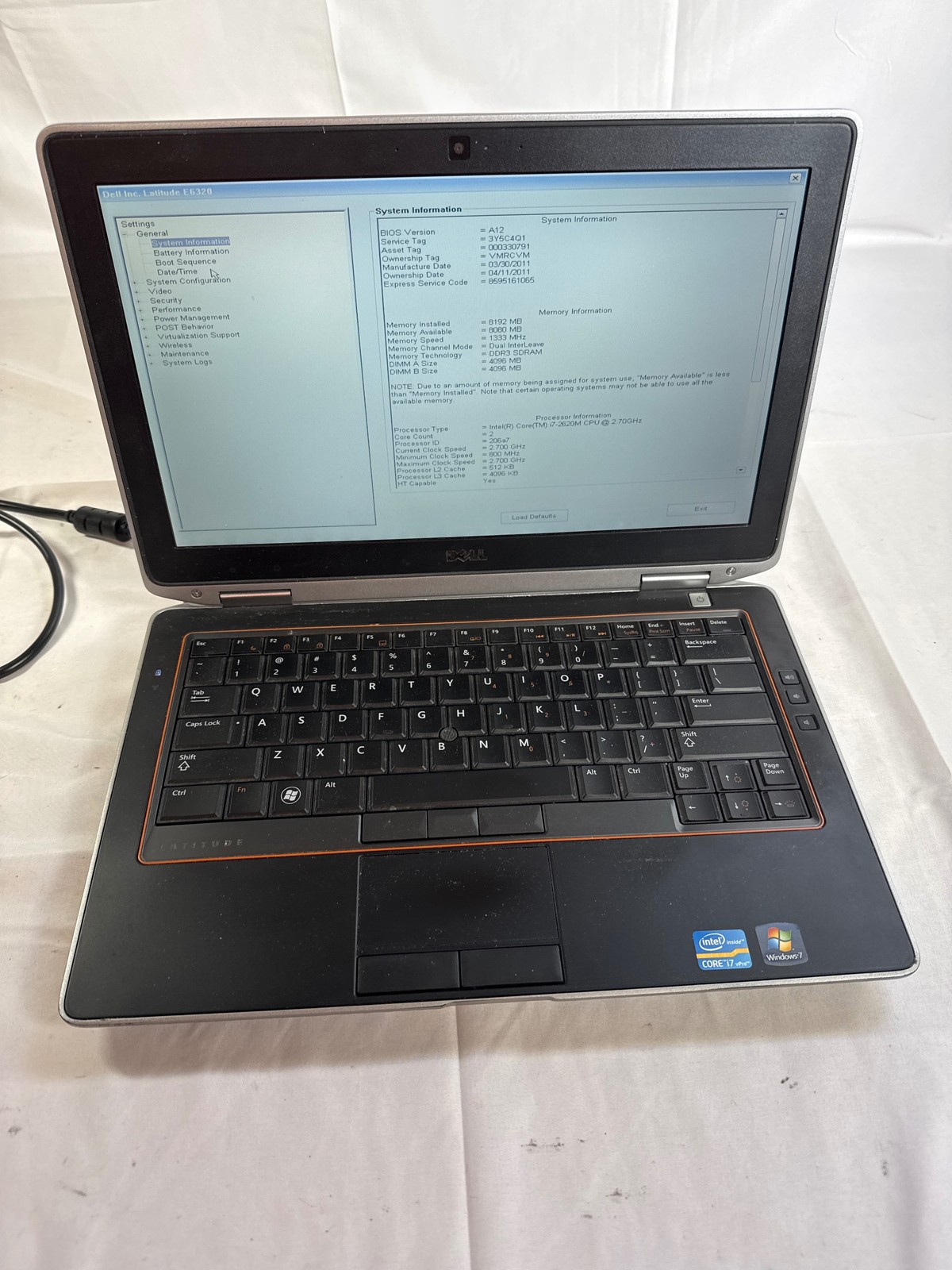 Dell Latitude e6320 Intel Core i7-2620M 8 GB No Drive 13.3″