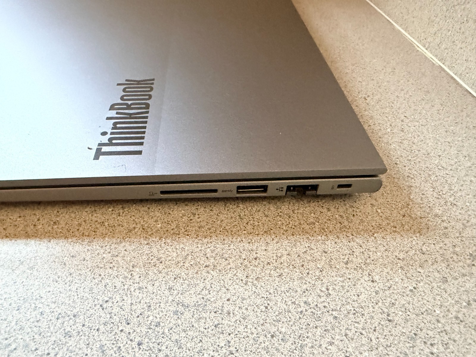 Lenovo Thinkbook 16 Gen 8 16″ WUXGA Intel Core U7 225H 32gb Ram 1TB SSD W11 Pro