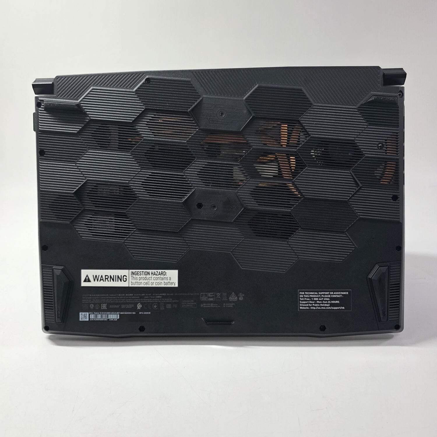 MSI Katana 15 HX 15.6″ i7-14650HX 2.2GHz 16GB RAM 500GB SSD GeForce RTX 5050