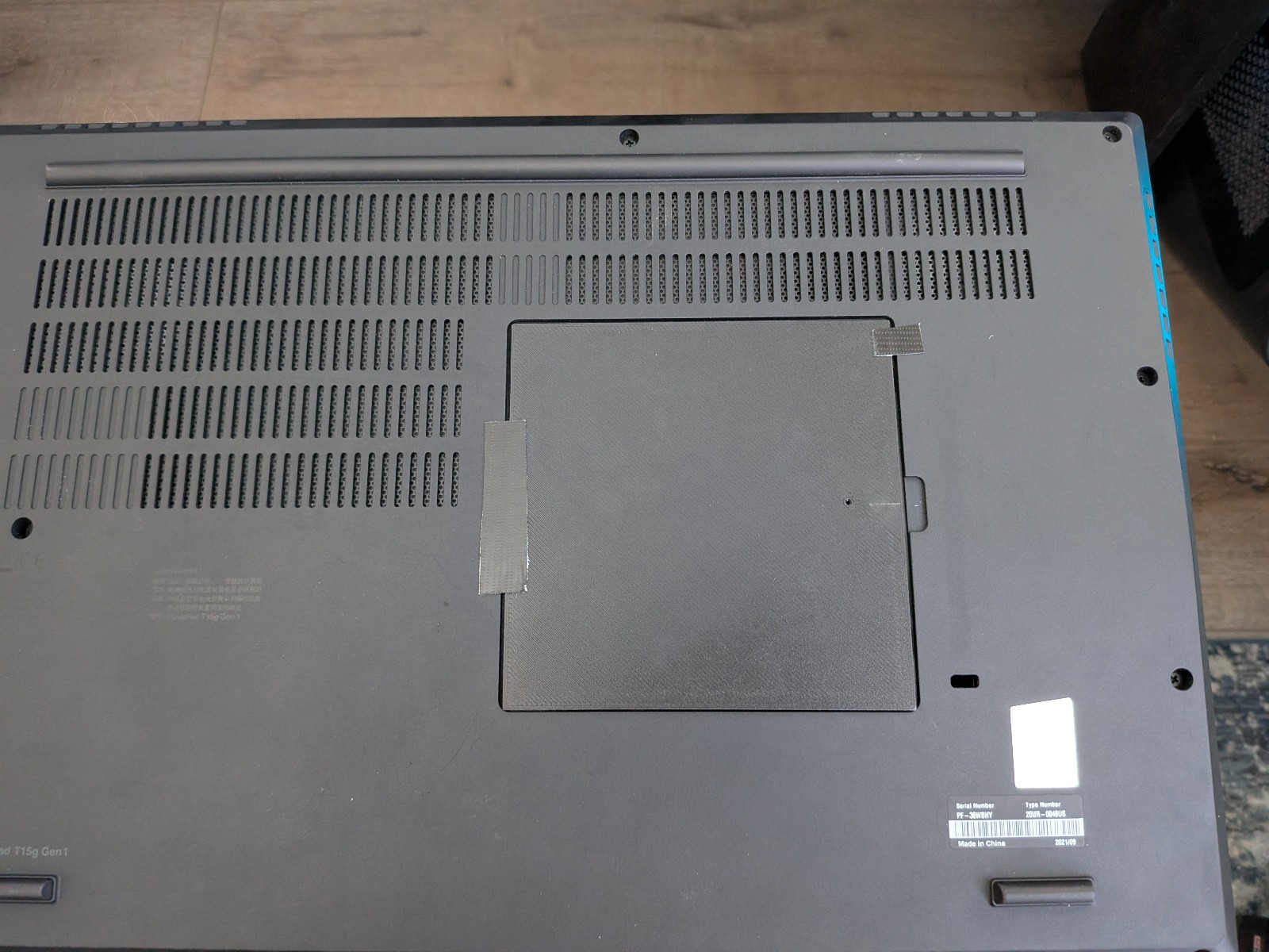 Lenovo ThinkPad T15g Gen 1 i7-10875H / NVIDIA RTX 2070 Max-Q8GB / 32GB / 1TB