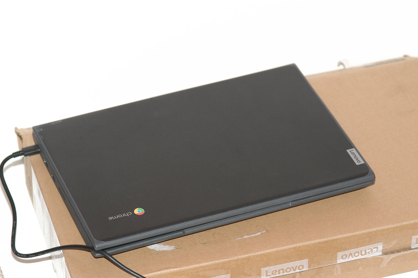 Lenovo 100e 11.6″ HD 4GB RAM 16GB SSD Chromebook – Black