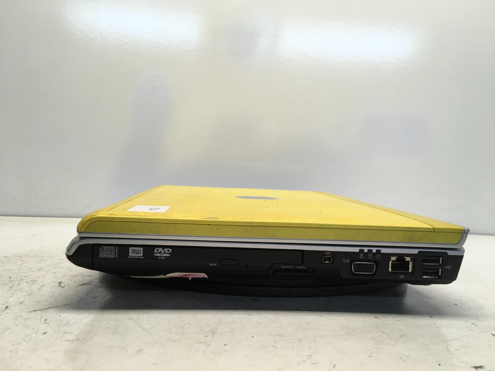 Dell Inspiron 1520 Intel Core 2 Duo 06FD 2GHz 3 GB NO HDD/Battery