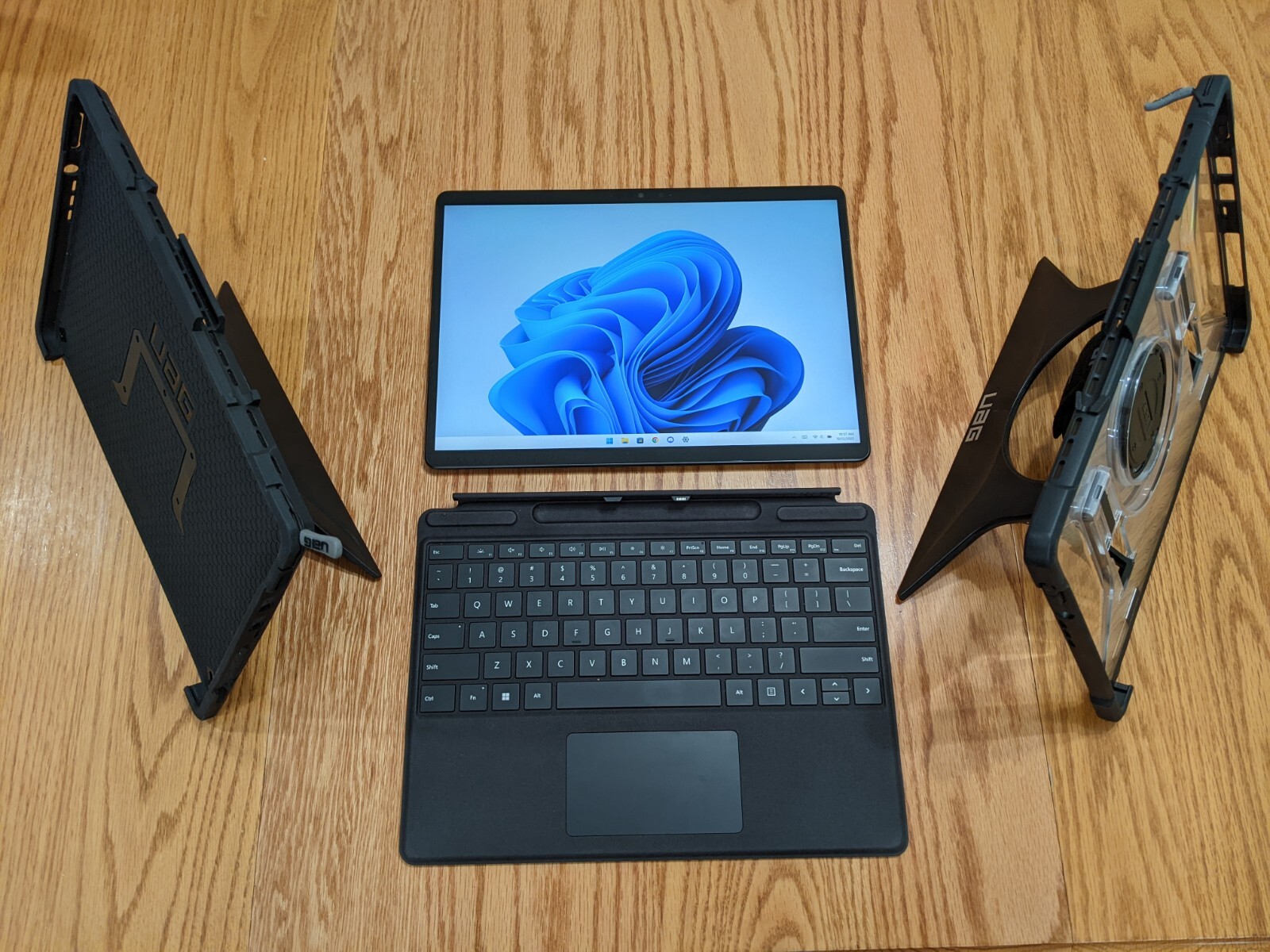 Microsoft Surface Pro 8 13″ Touch (256GB SSD, Intel Core i5 11th Gen., 4.20 GHz,