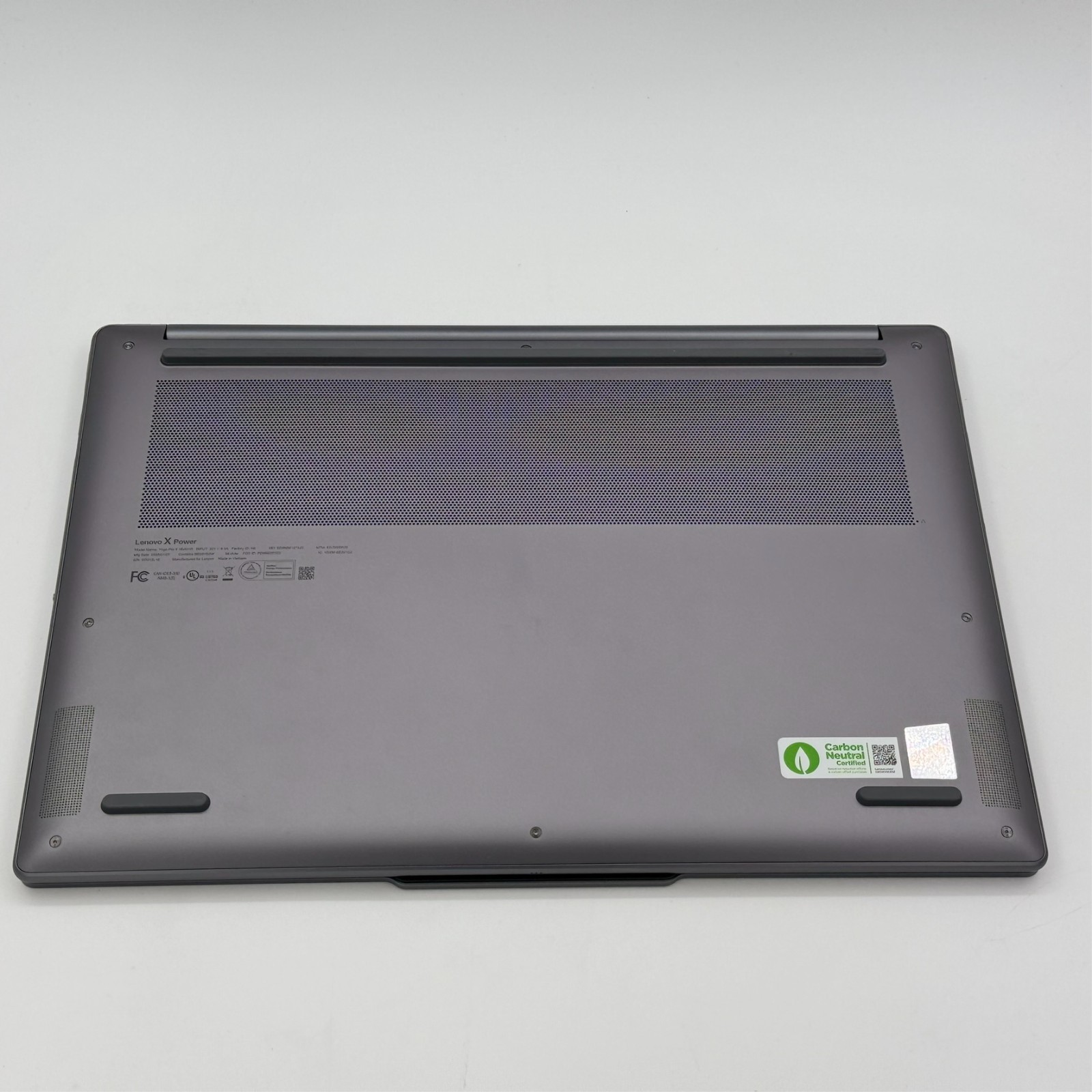 Lenovo Yoga Pro 9i 16″ 2.8K OLED Touch Ultra 9 285H RTX 5050 32GB 1TB Luna Grey