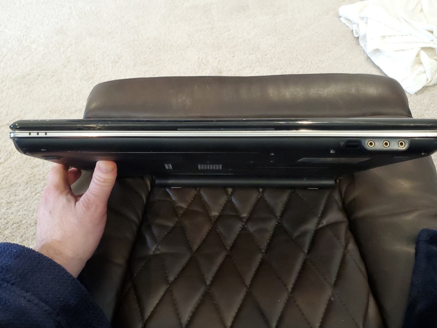 Altec Lansing HP Pavilion Entertainment PC dv7 – 3164cl Windows 7 – PARTS ONLY