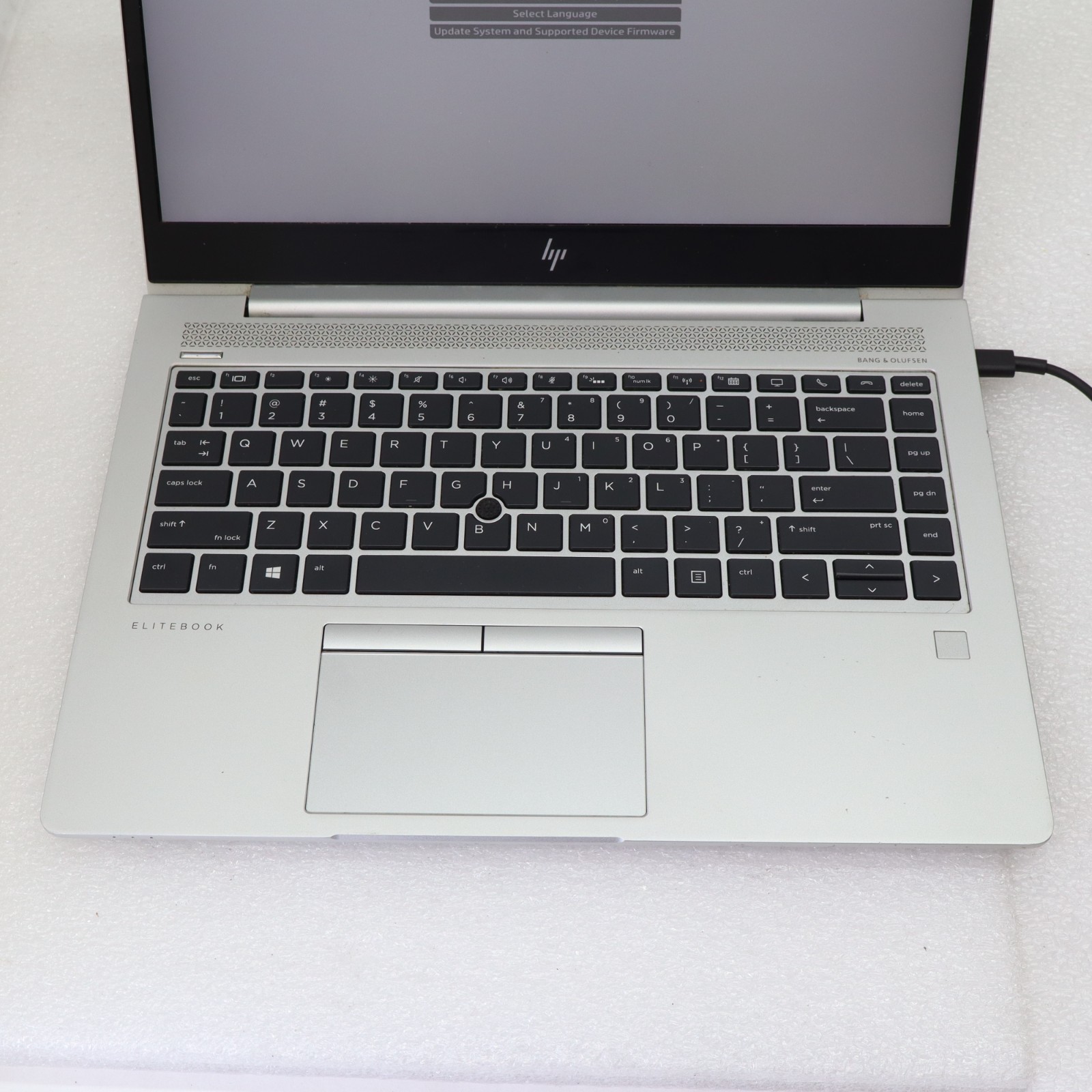 HP ELITEBOOK HSN-113C-4 I5-8250U 16GB DDR4 2400 240GB SSD W11 PRO T5-A2