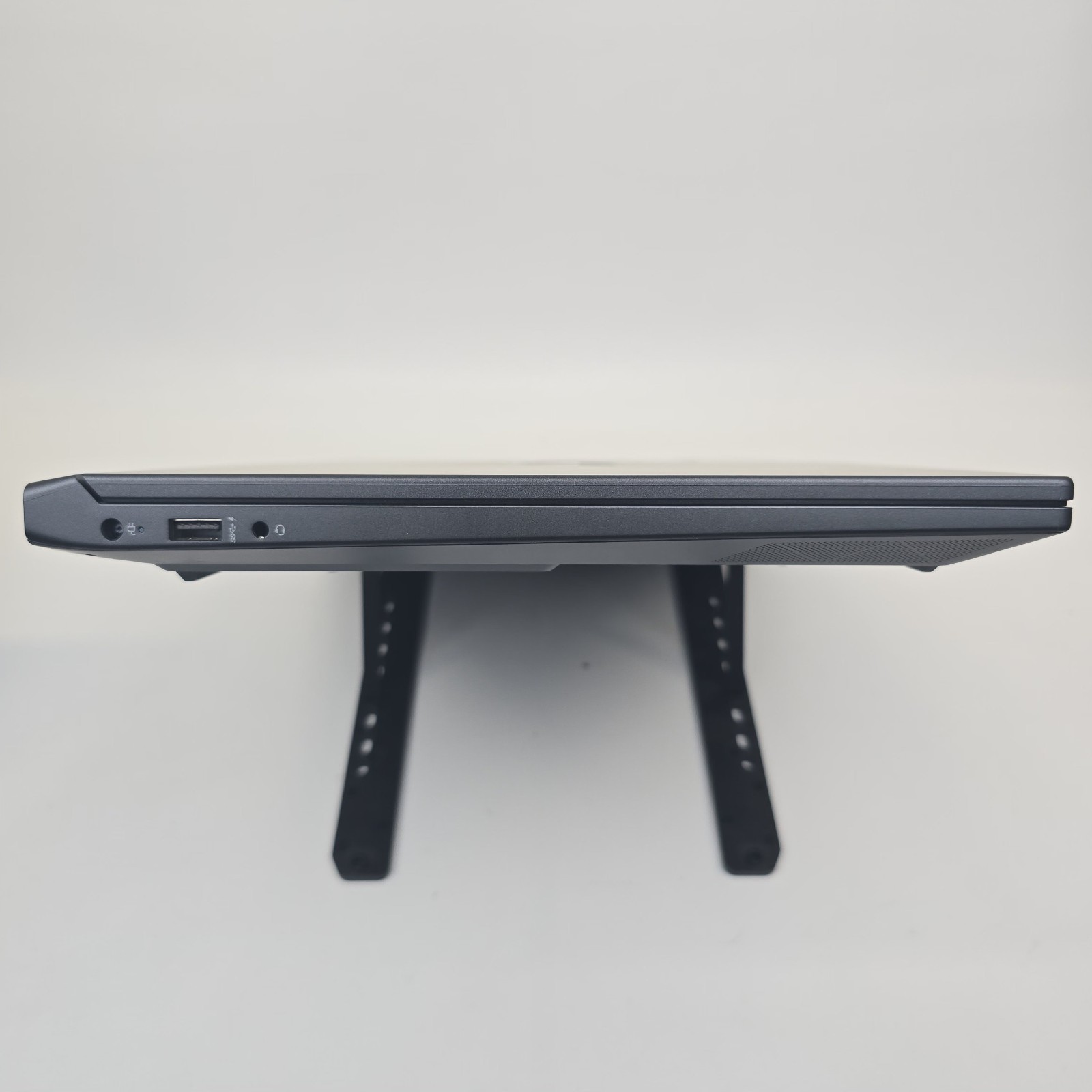 HP Victus 15-fa2089wm FHD I5-13420H 32GB 1TB RTX 4050 6GB NO OS W/AC