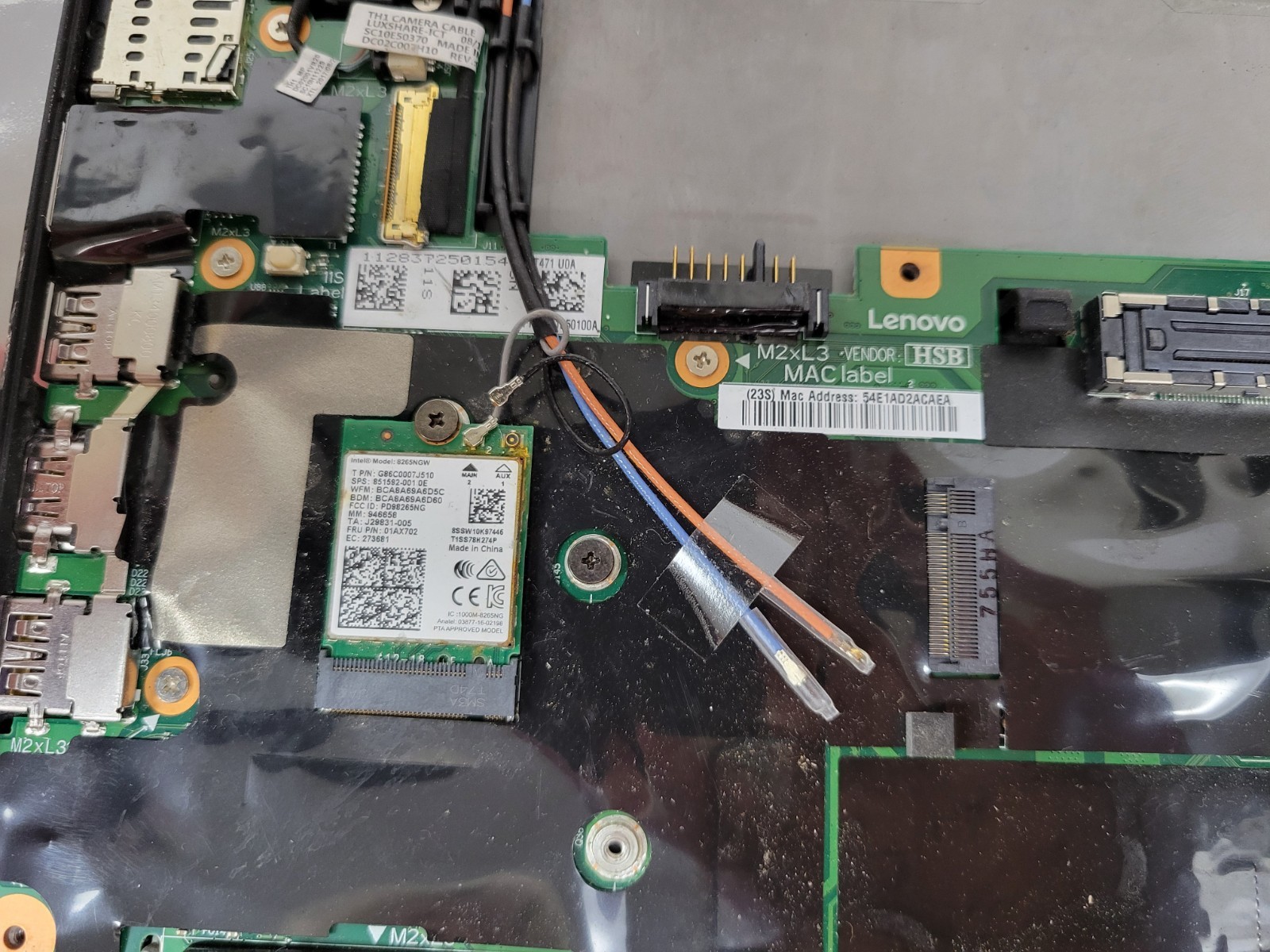 Lenovo ThinkPad T470S 14″ i5-7300U 4GB RAM *NO HDD/OS/COVER/BATT/AS IS* | LP522