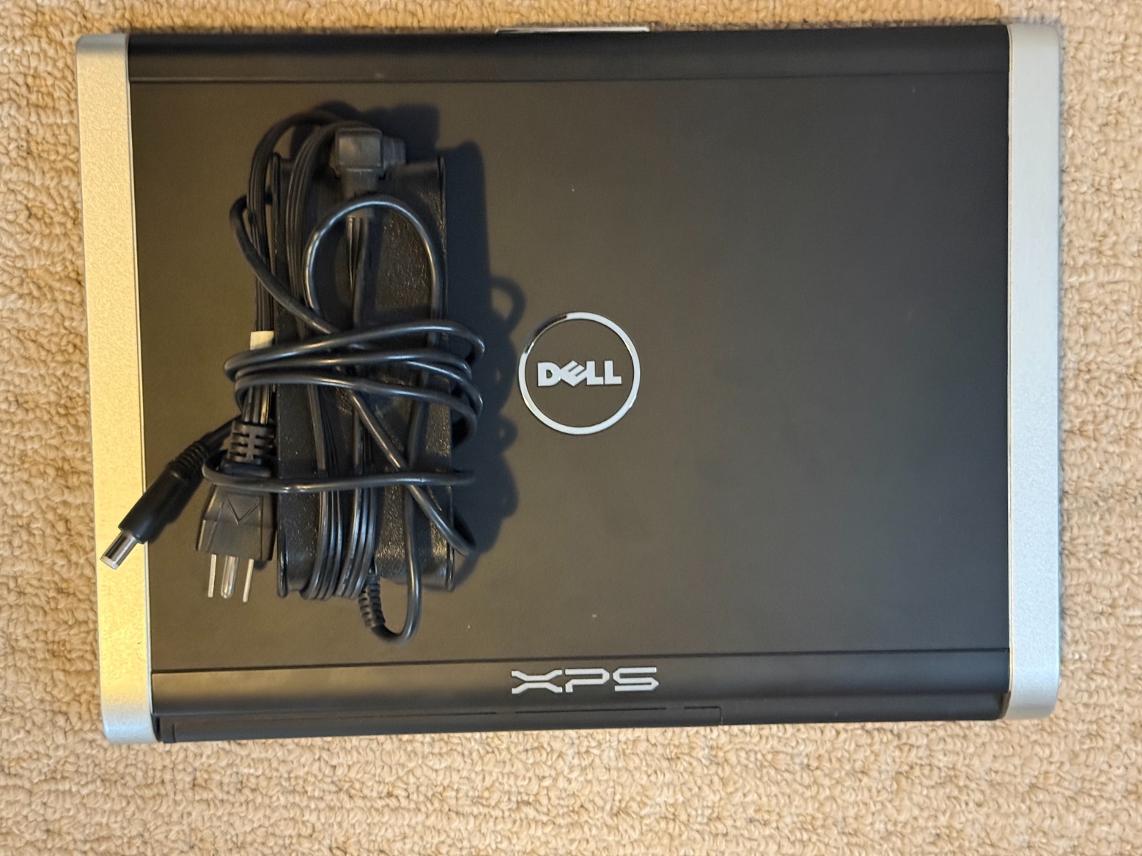 Dell XPS M1530 Notebook 4GB RAM, 250GB SSD, Slot DVD-RW w/AC Adapter & Case