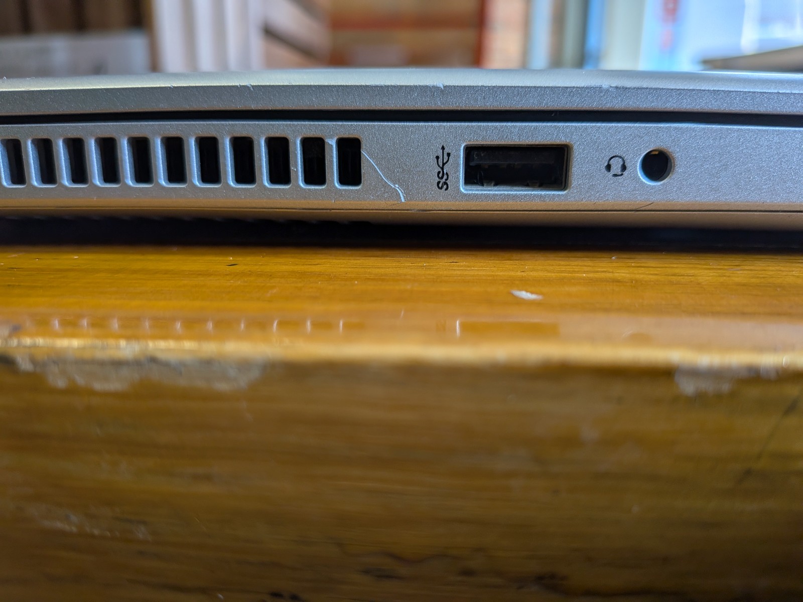 Linux Mint HP ProBook 640 G7 14″ 512GB 16GB Intel Core i5 10210U 1.6Ghz