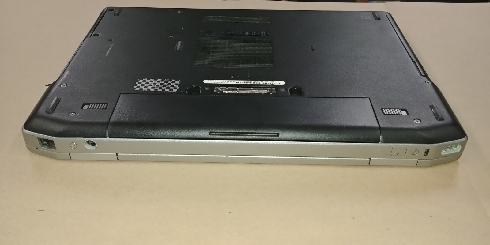 Dell Latitude E6420 14″ Intel i7-2720QM 6 GB 320 GB HDD