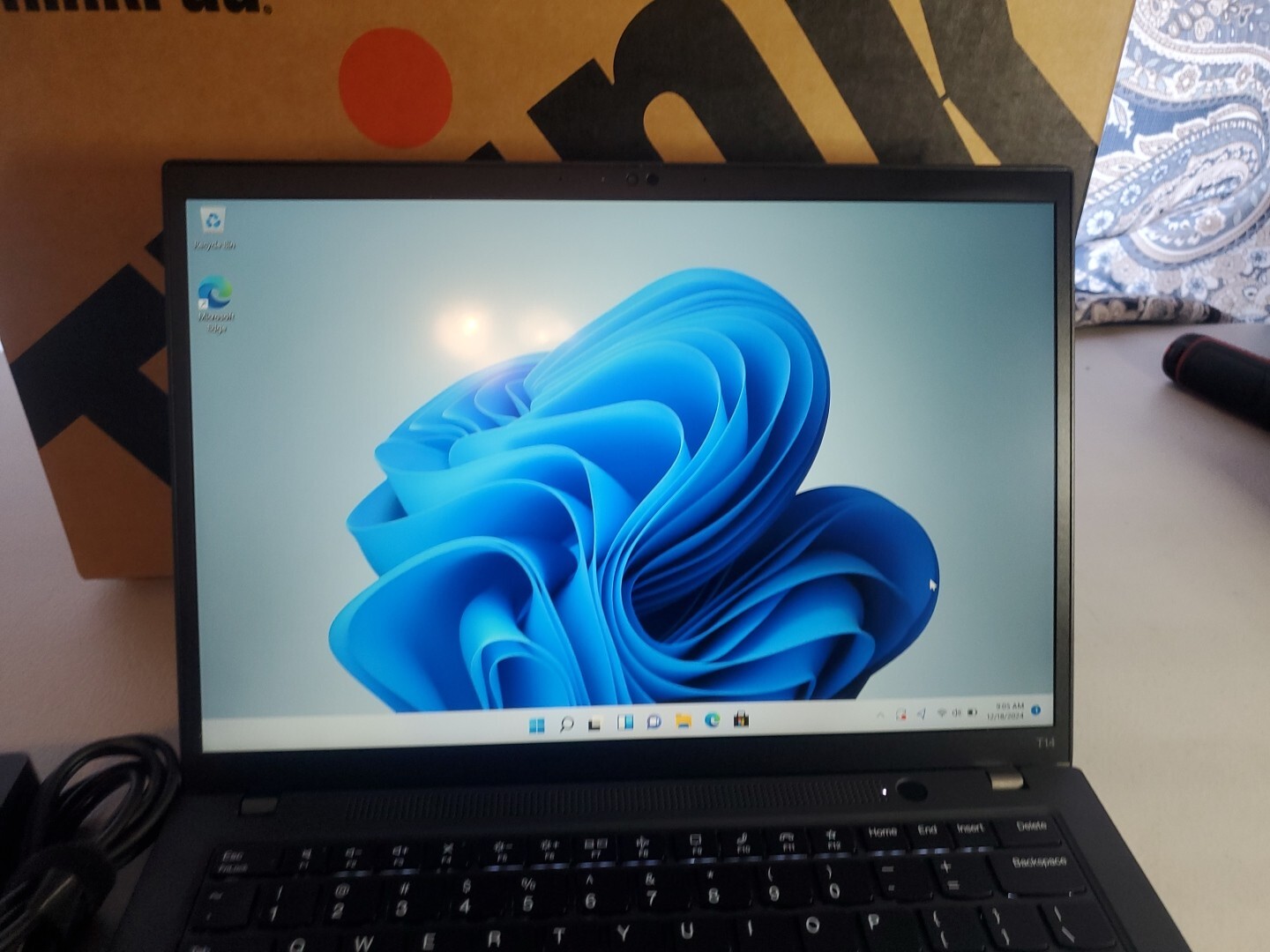 Lenovo T14 Gen 3 Touch I7 1265u 12th Gen 16gb 256gb windows 11 pro warranty