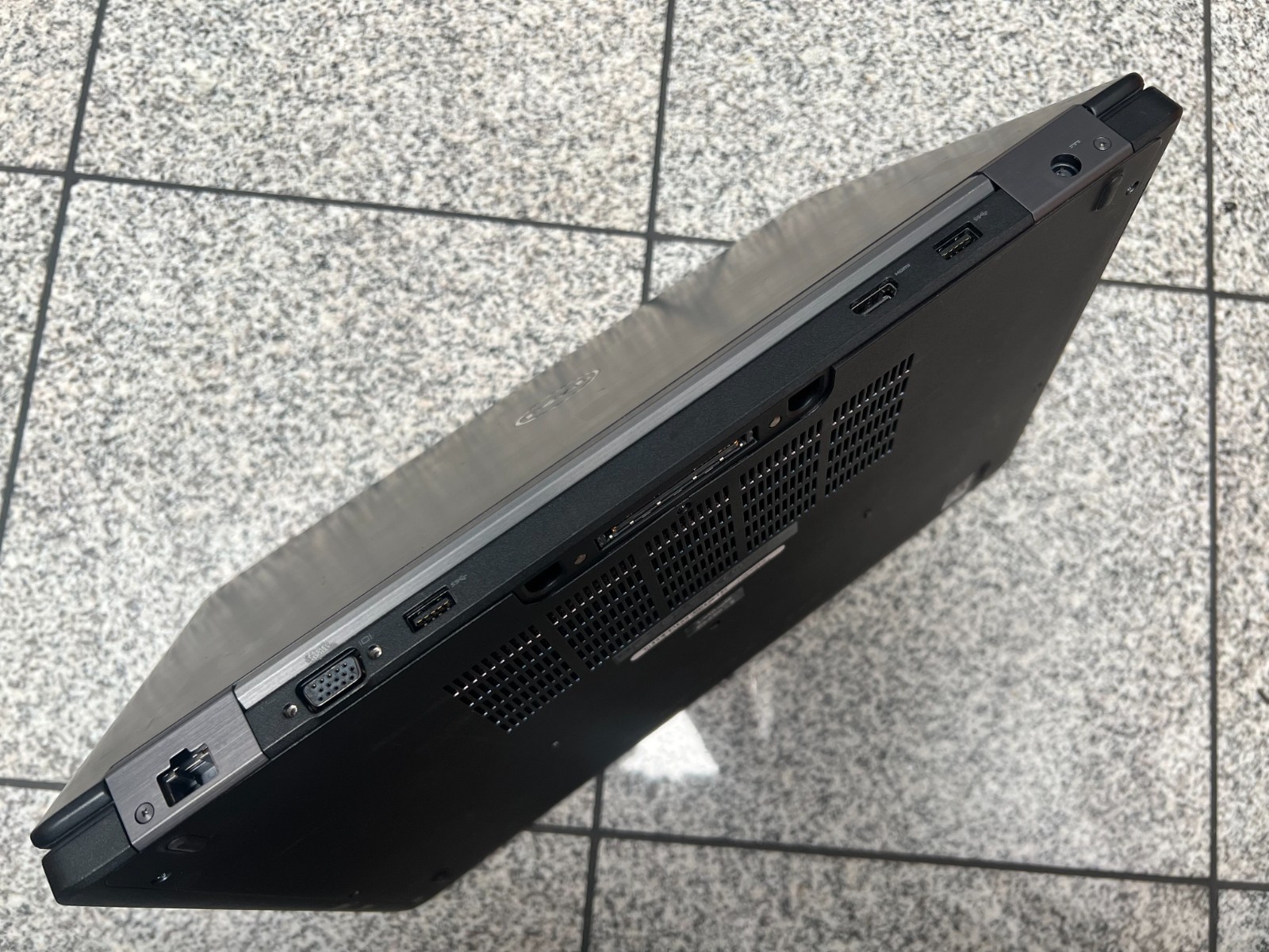 Dell Latitude E5550 8GB RAM 128GB SATA SSD 15.6″ Intel Core i5-5300U Win 11 Pro