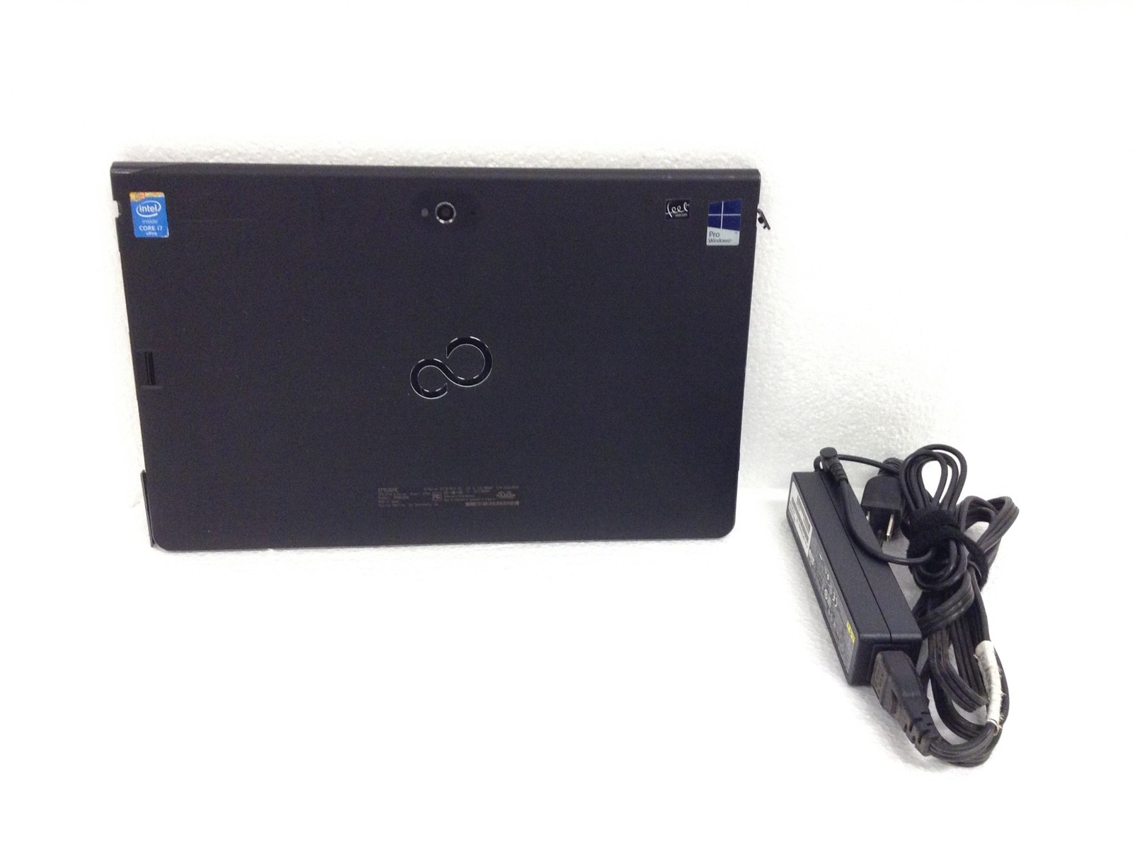 Fujitsu Stylistic Q704 i7-4600U 2.10GHz 12.5″ Touch Tablet 8GB, No SSD FREE SHIP