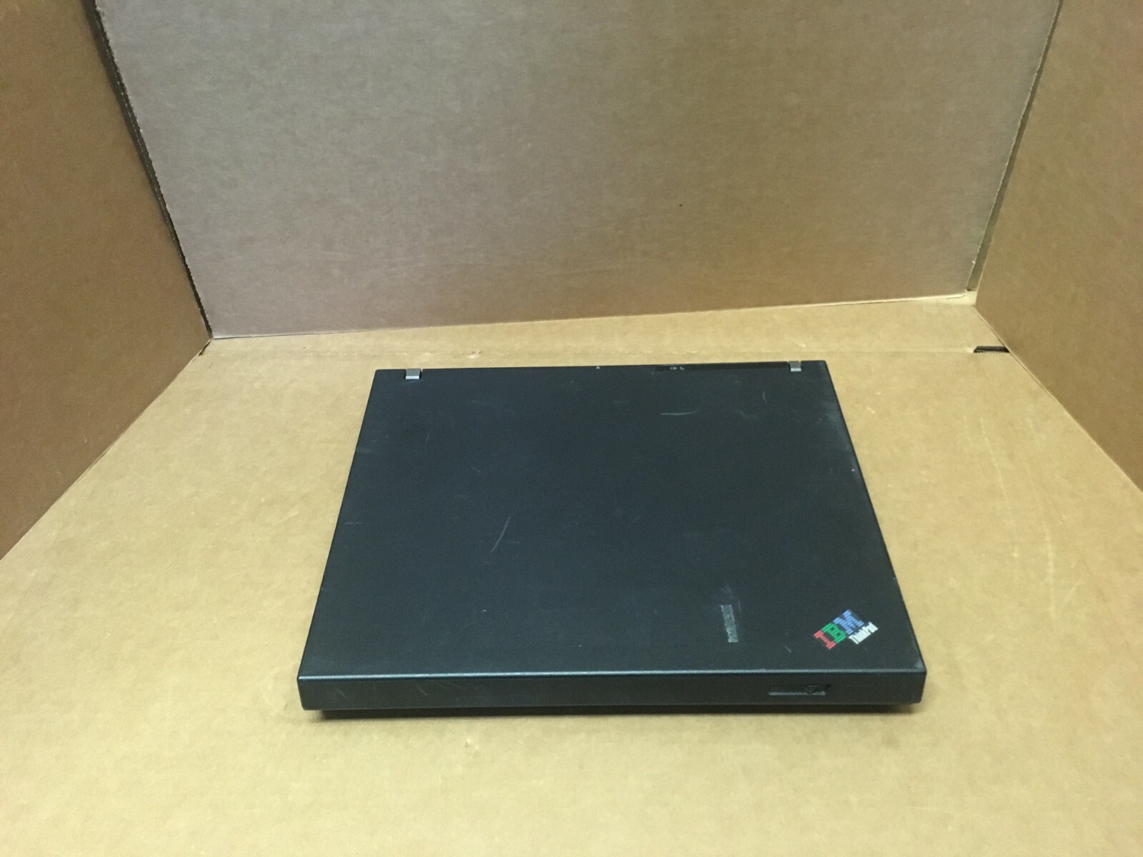 IBM ThinkPad R51 LAPTOP 1.50GHz 760MB, 40GB WINDOWS XP