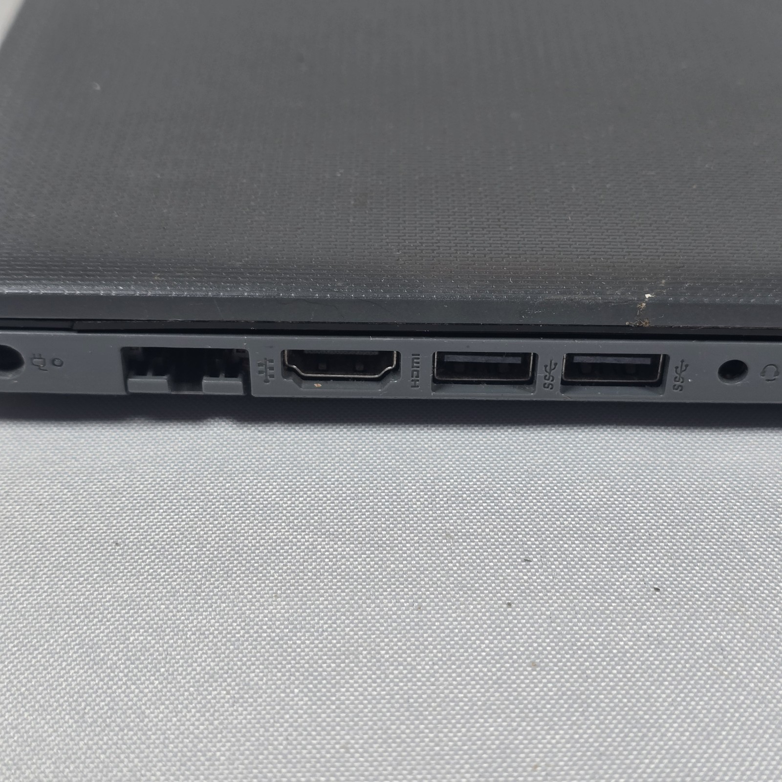 HP LAPTOP 15-DB0XXX AMD E2-9000E RADEON R2 1.50 GHz 4GB RAM READ