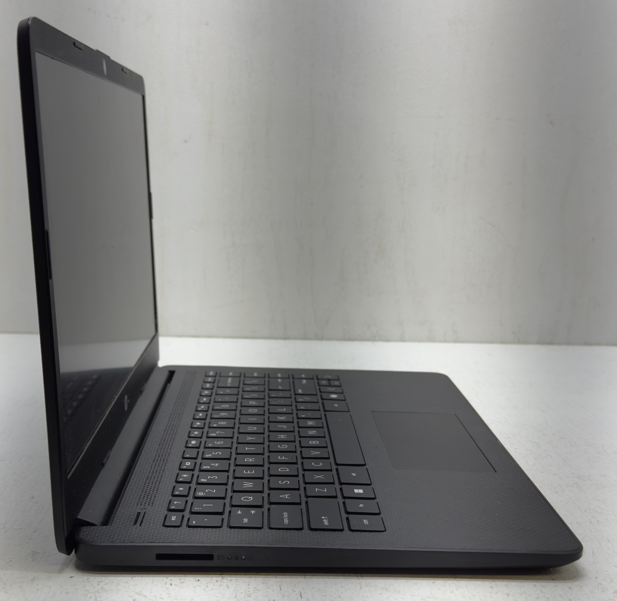 HP 14-DQ3210 14” Touch Laptop Intel Celeron N4500 4GB DDR4 64GB eMMC