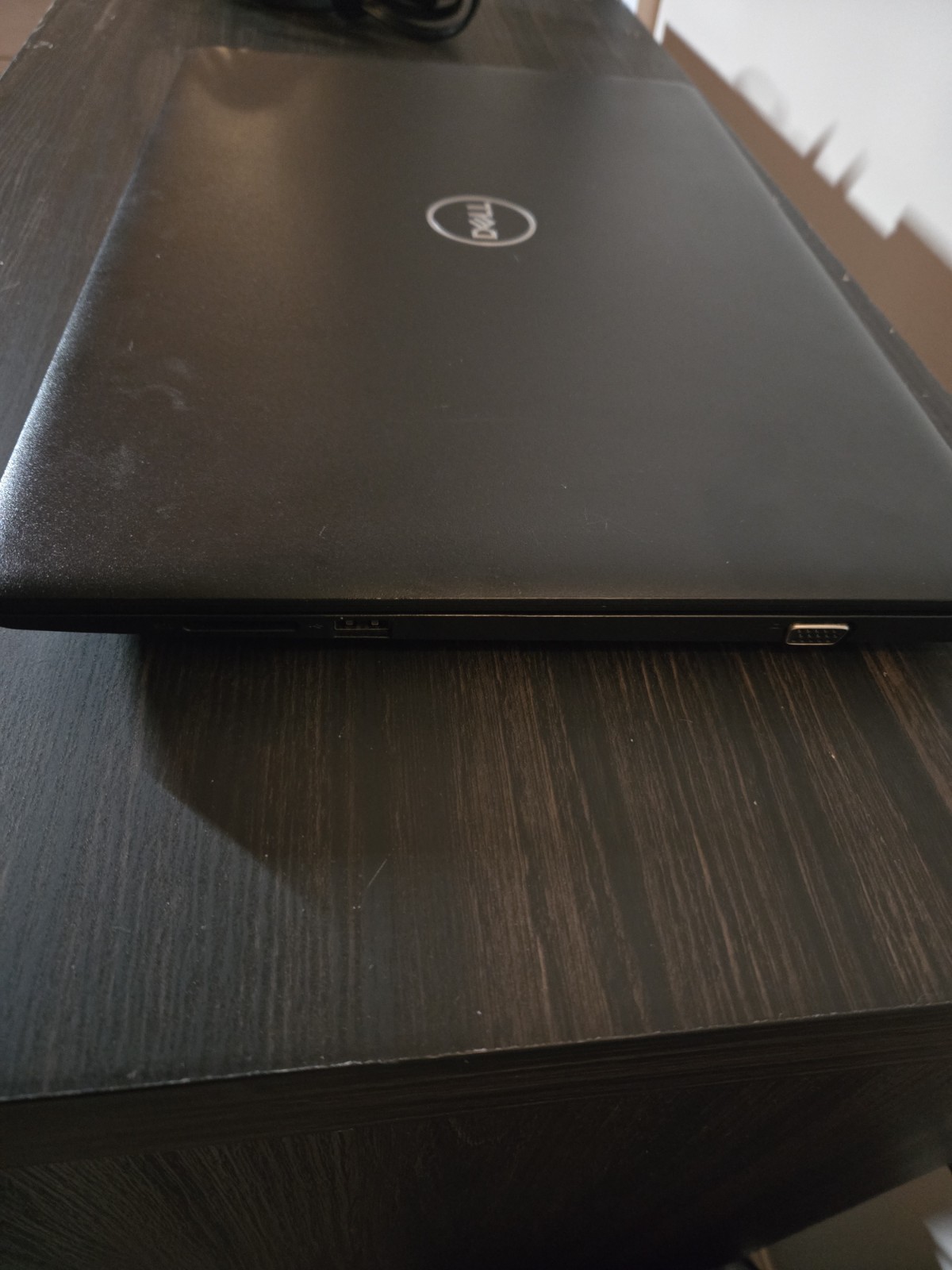 Dell Latitude 3590 i5-8th Gen 8GB RAM 256GB SSD Windows 10 Pro