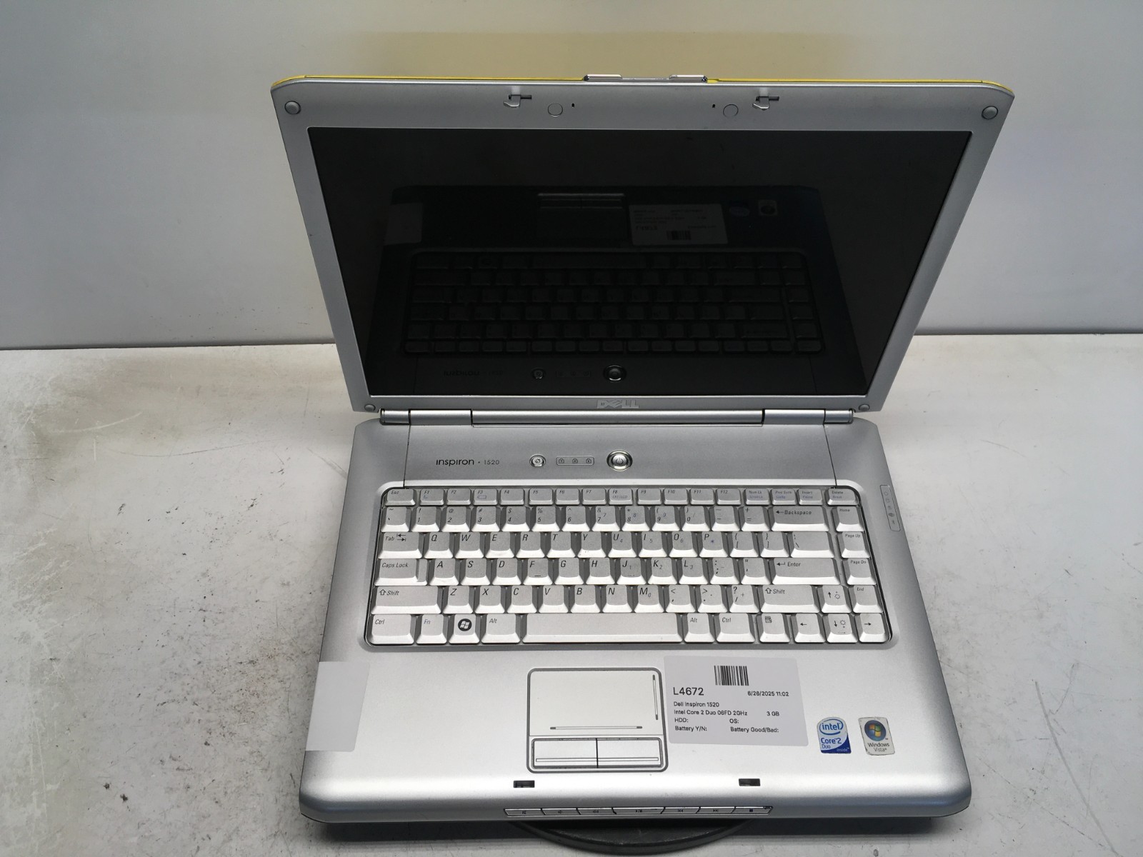 Dell Inspiron 1520 Intel Core 2 Duo 06FD 2GHz 3 GB NO HDD/Battery