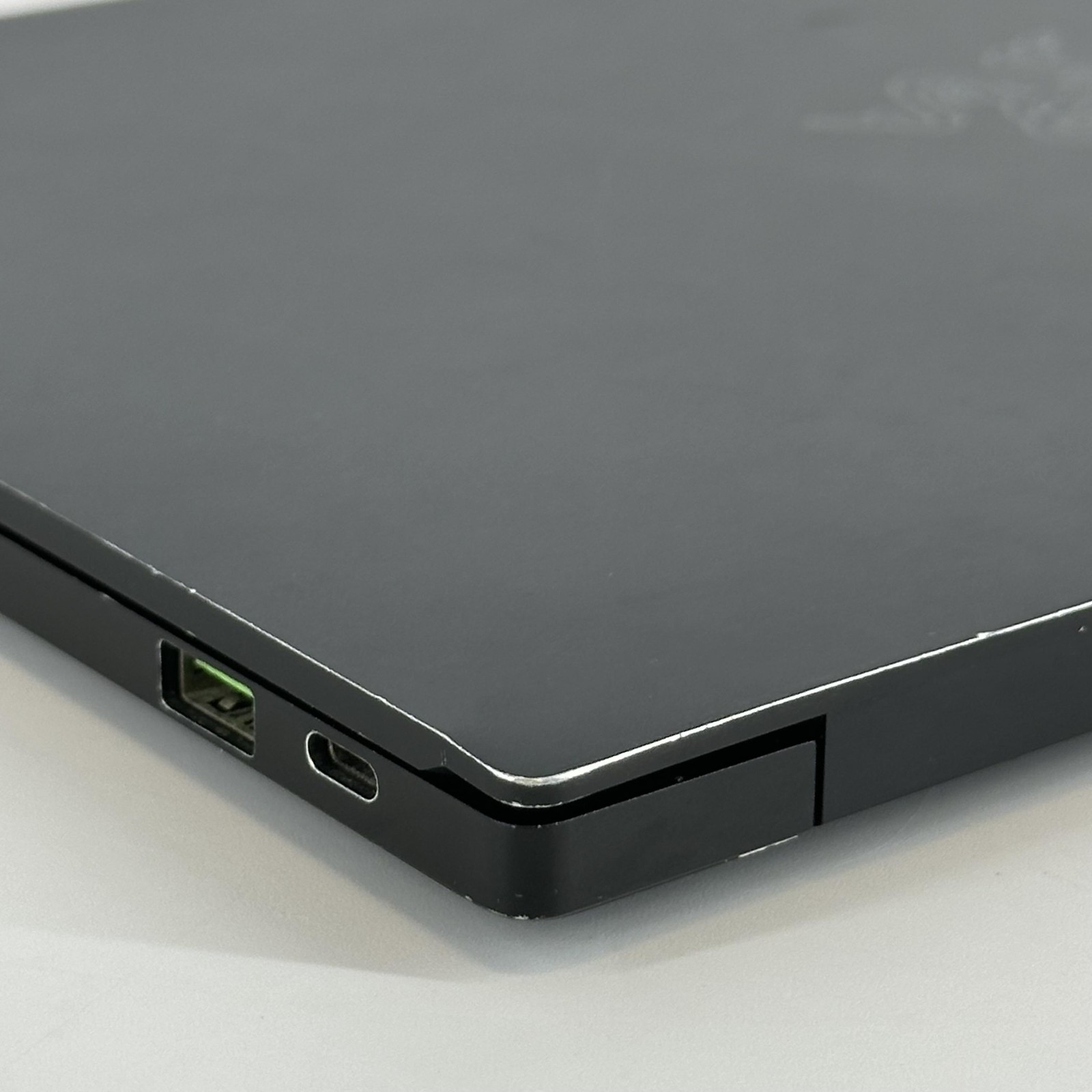 Razer Blade Stealth 13 4K TOUCH i7-8565U 1.8GHz 16GB 512GB SSD MX150 Fair