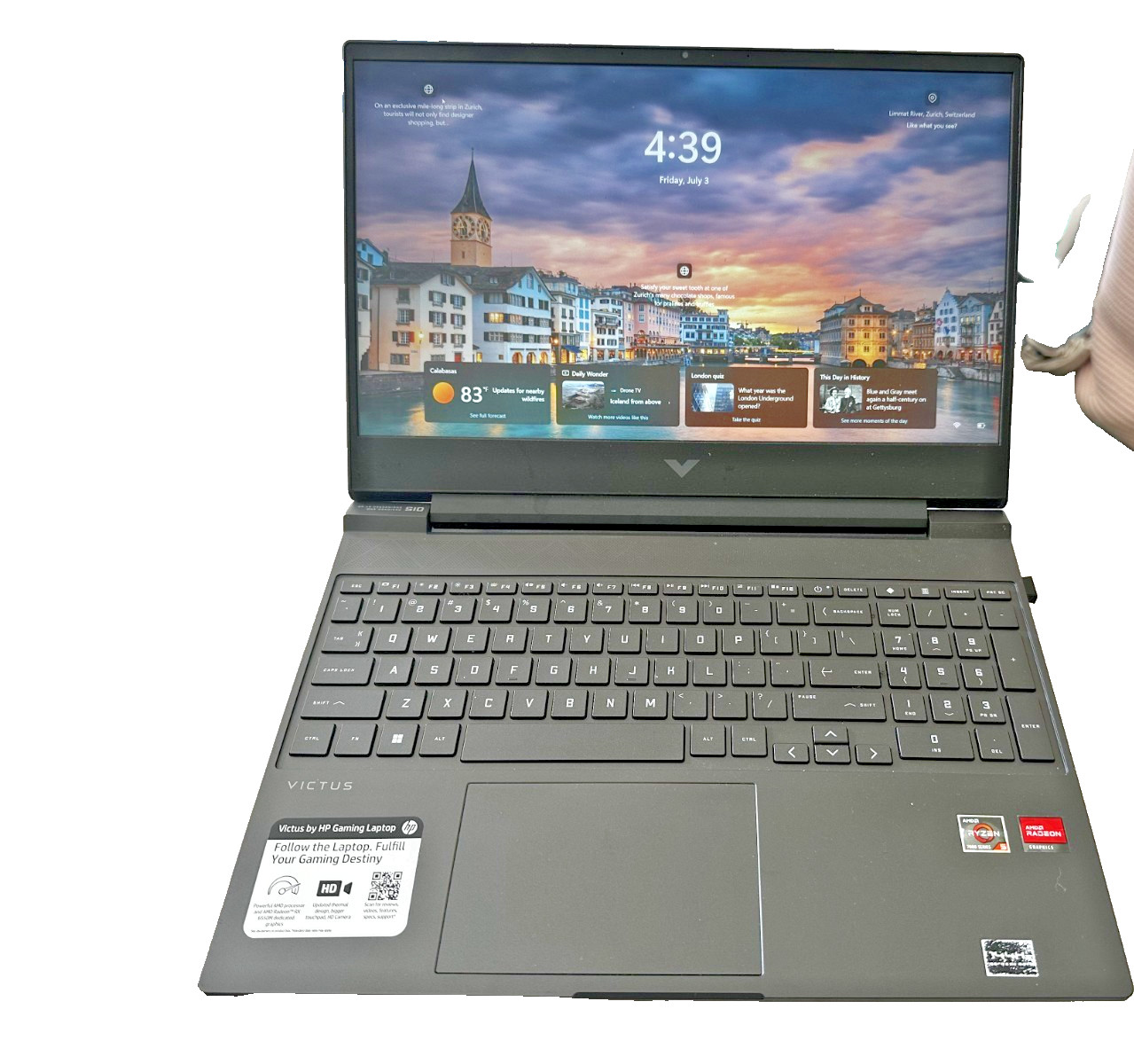 HP Victus 15.6″ (512GB SSD, AMD Ryzen 5 7000 Series, 4.55 GHz, 8GB) Gaming…