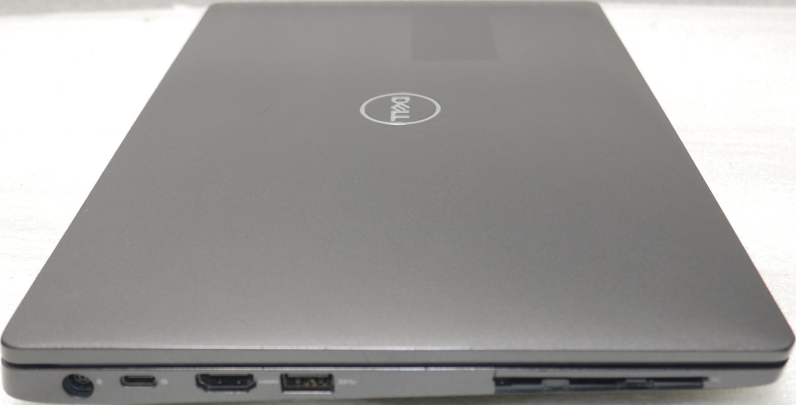 Dell Latitude 5300 Intel Core i5 8265u 256GB SSD 8GB Windows 10 webcam FHD