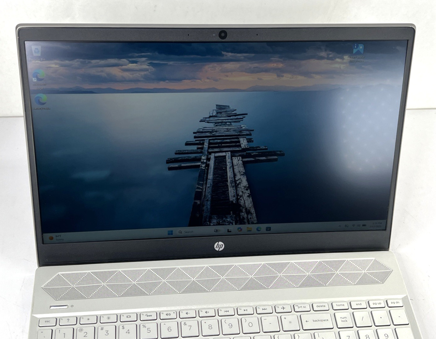 HP Pavilion 15t-cs300 15.6″ FHD i7-1065G7 16GB 1TB SSD Windows 11 w/AC Tested