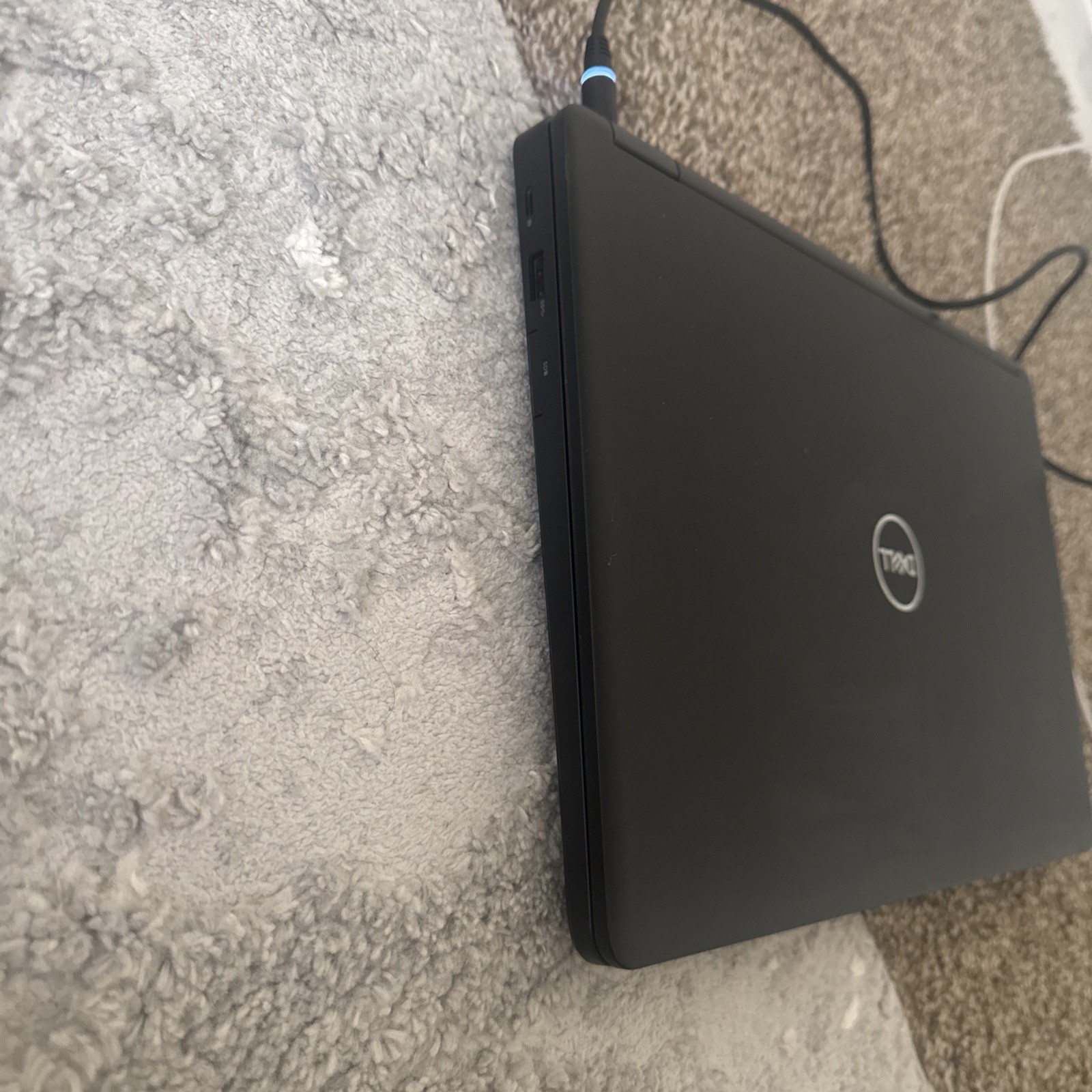 Dell Latitude 5491 16 RM 256 SSD WIN 11pro office GREAT A