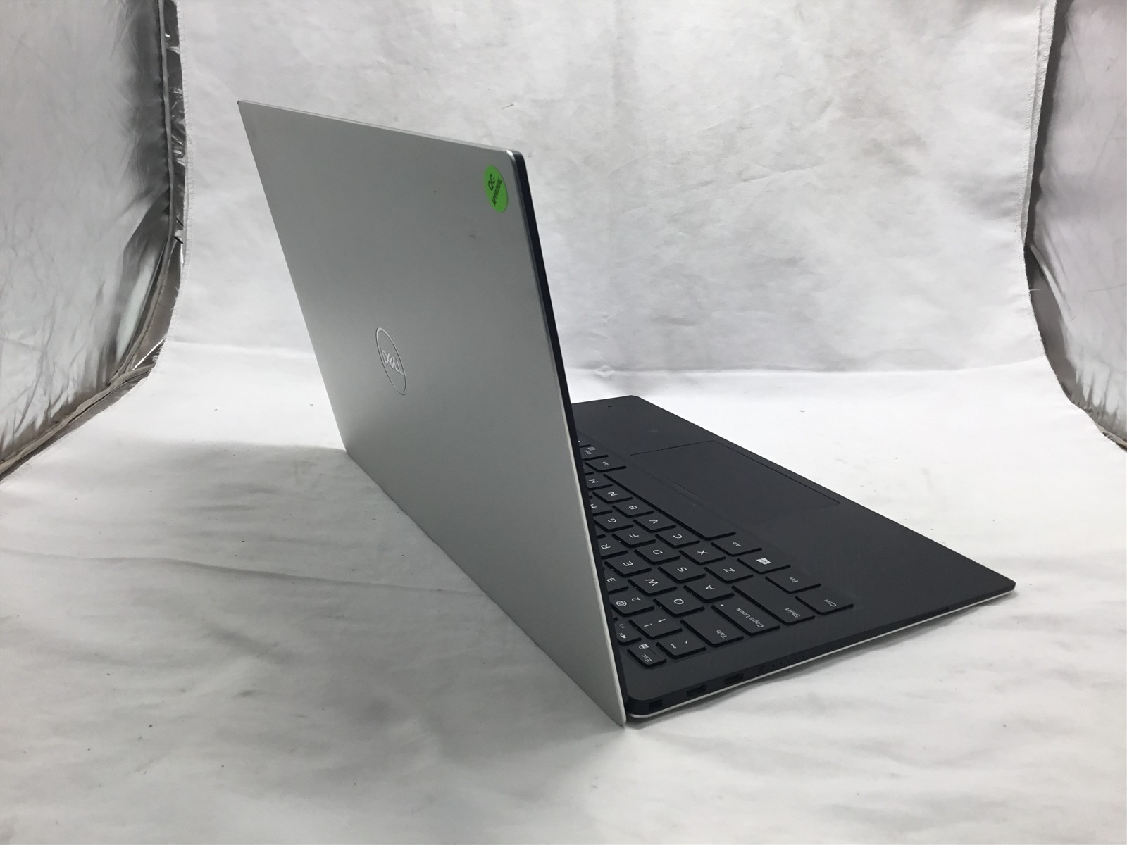 Dell XPS 13 7390 13″ Laptop Intel i7-10710U 8GB RAM 512GB NVMe Win 11 No Charger