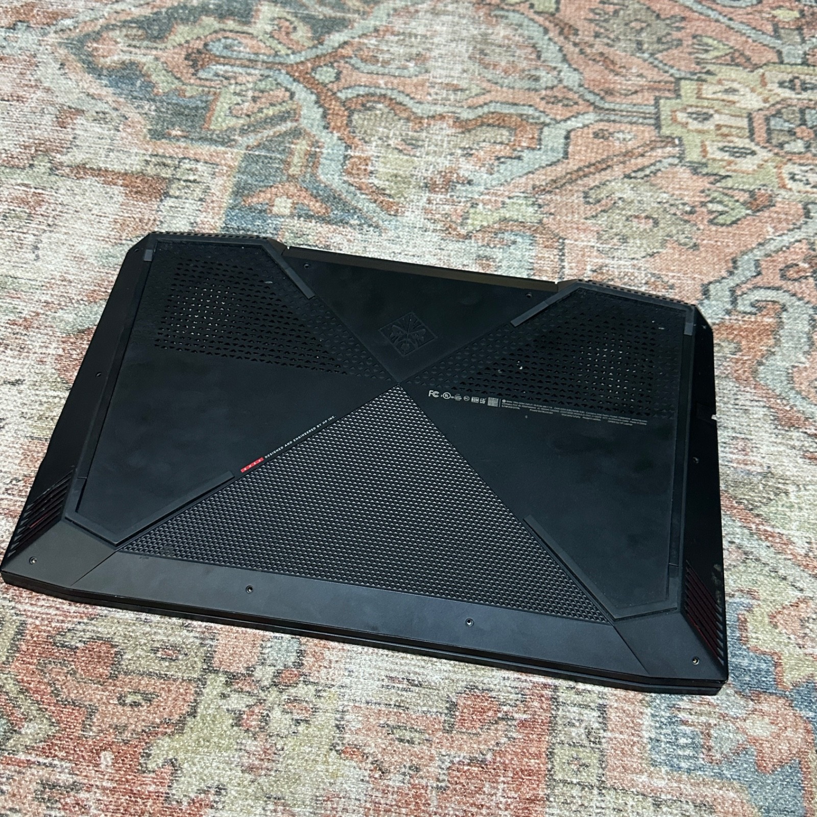 HP Omen 15-ce015dx Lab Top – No Hard Drive / Ram / Charger