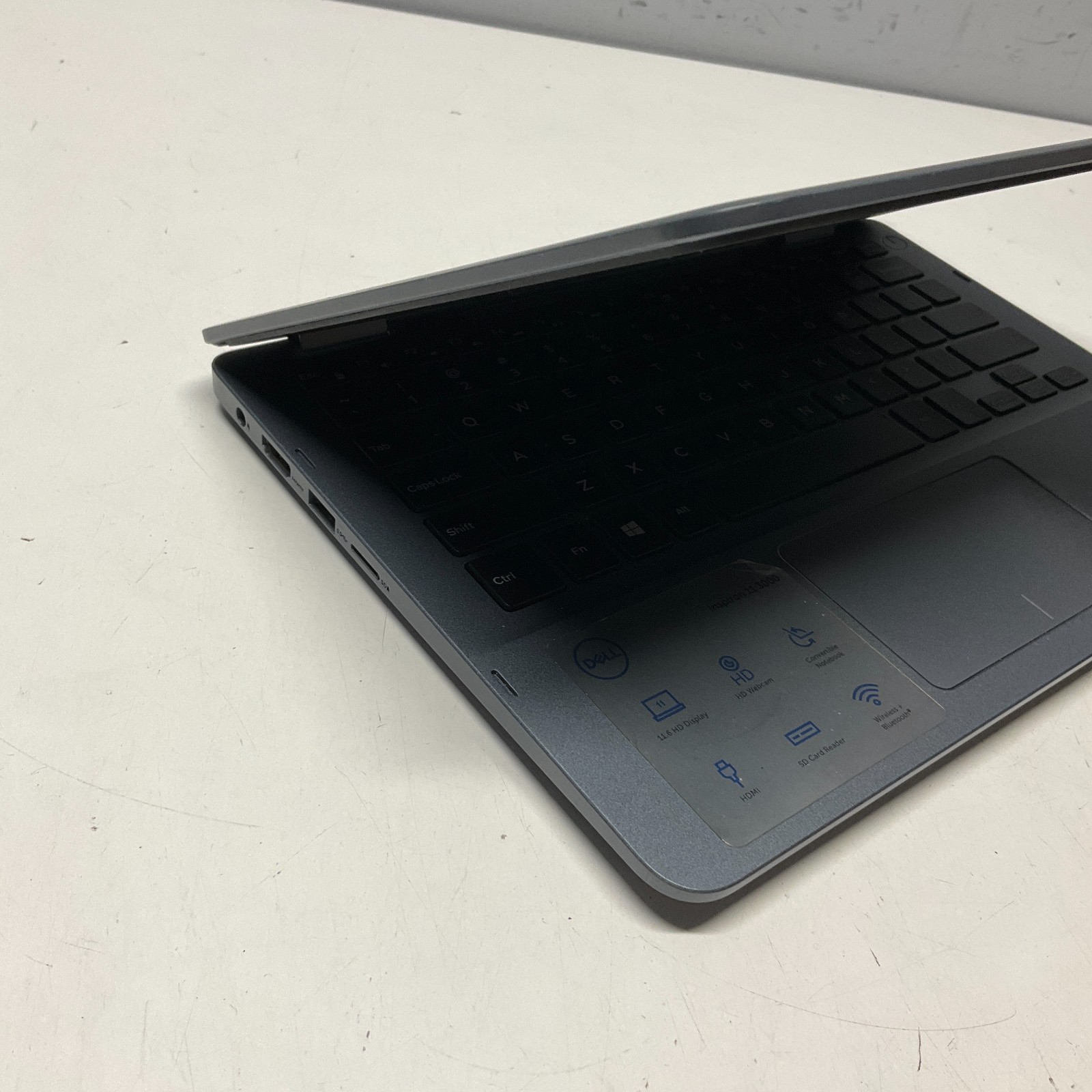 Dell Inspiron 3195 – 11.6″ Touch – AMD A9-9420e 4GB 128GB SSD NO OS Laptop